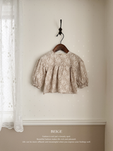 Flower shirring blouse