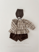 Bebe knit bonnet