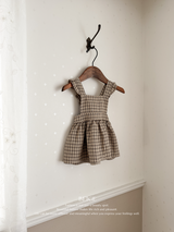 Check apron one-piece