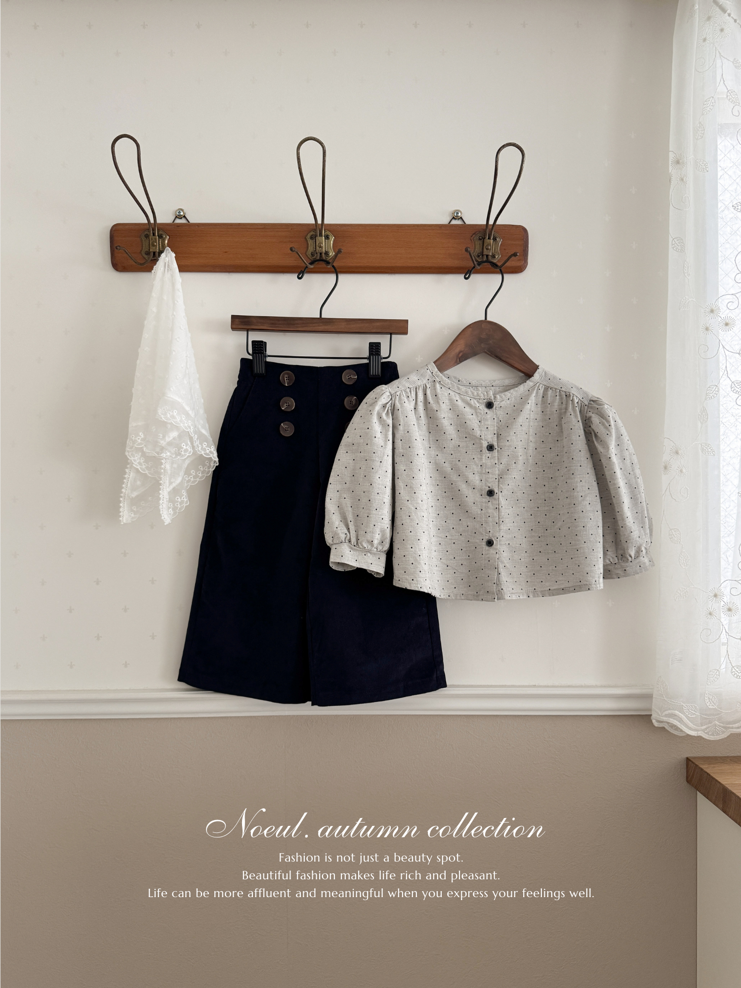 Bebe bonbon dot blouse