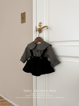 Check collar blouse