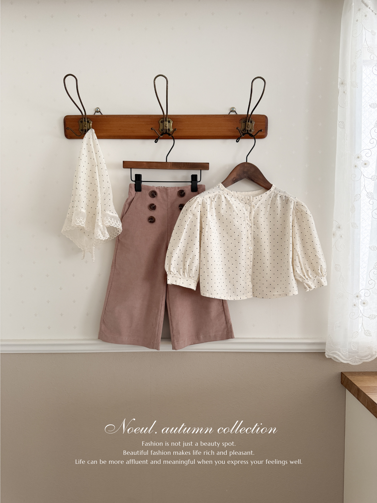 Bebe bonbon dot blouse
