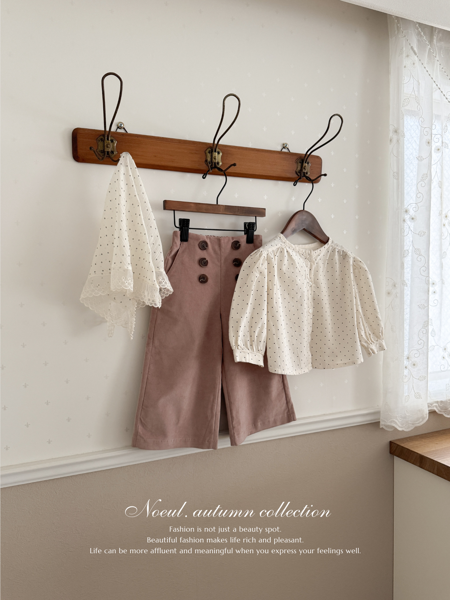 Bebe bonbon dot blouse