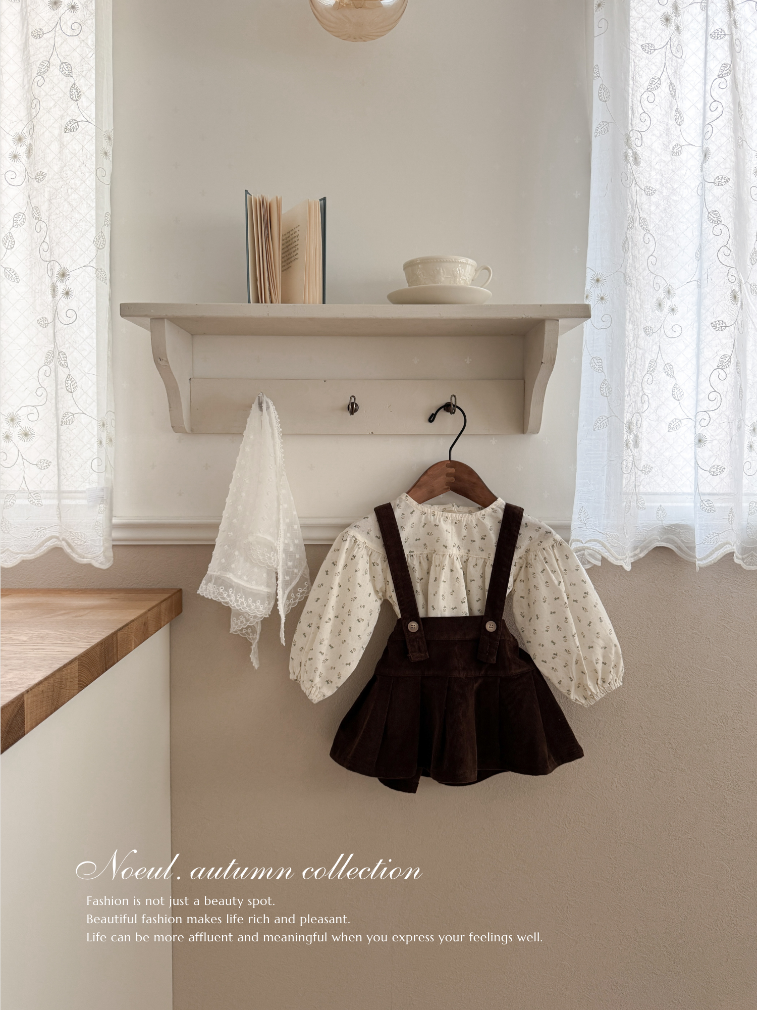 Pleats suspender skirt