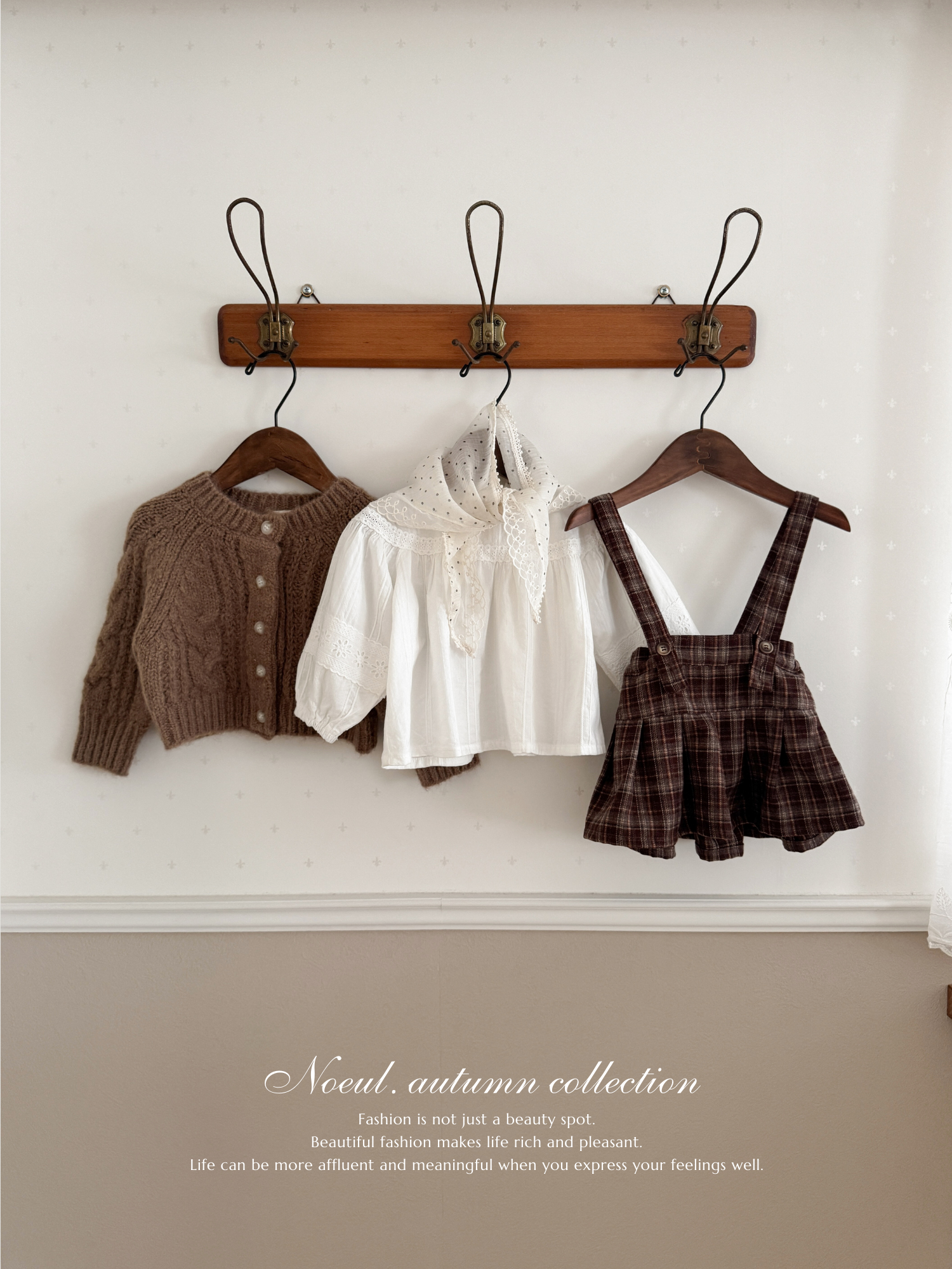 Pleats suspender skirt