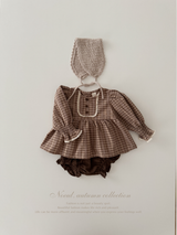 Bebe knit bonnet