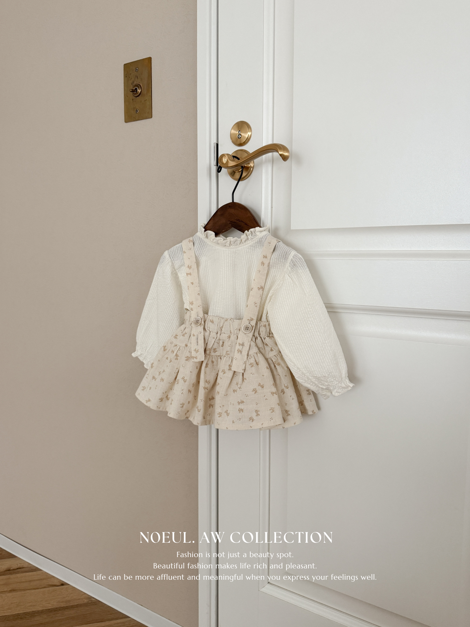 Bao frill blouse