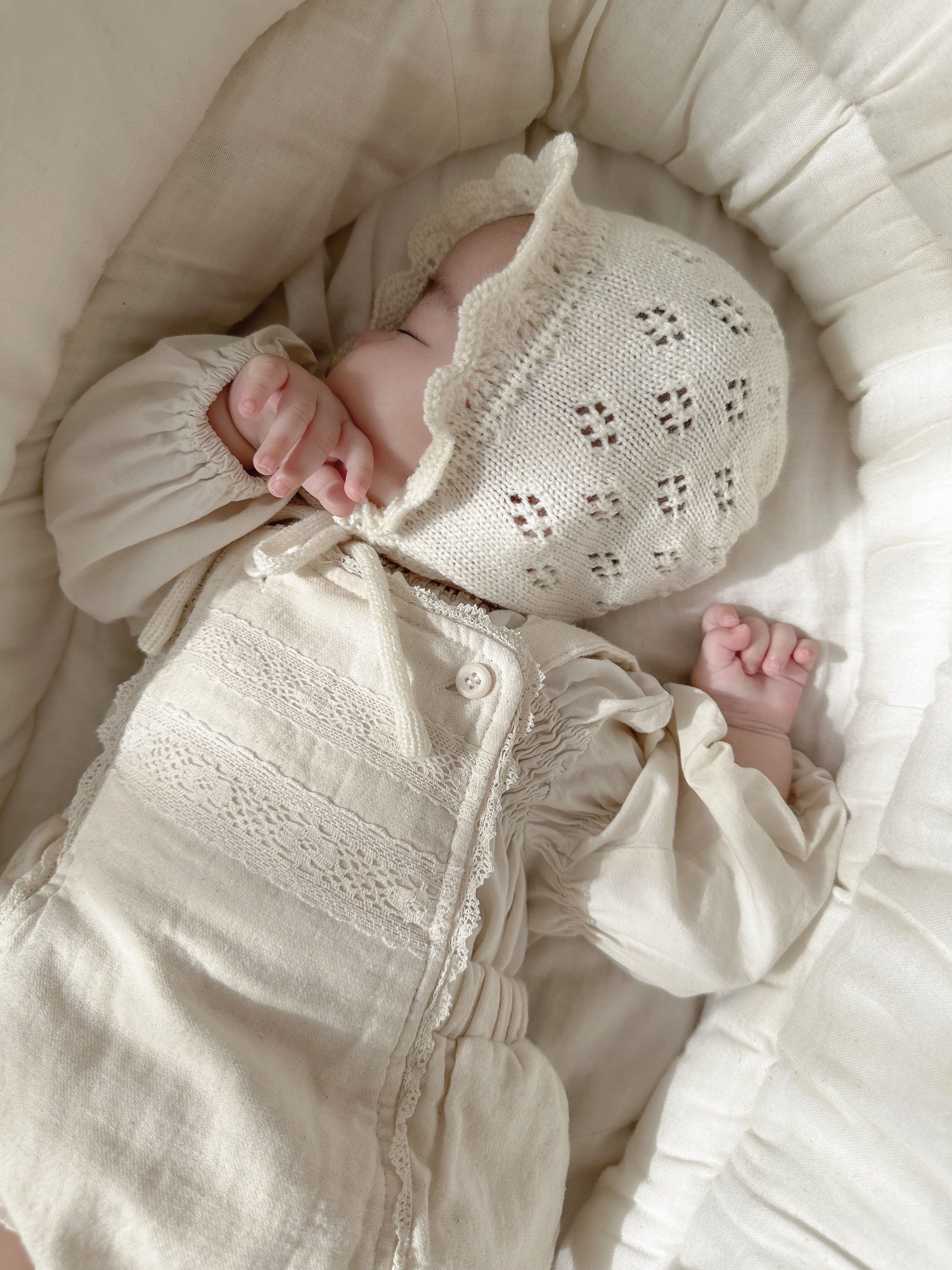 Le lait knit bonnet