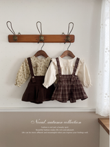 Wing shirring blouse