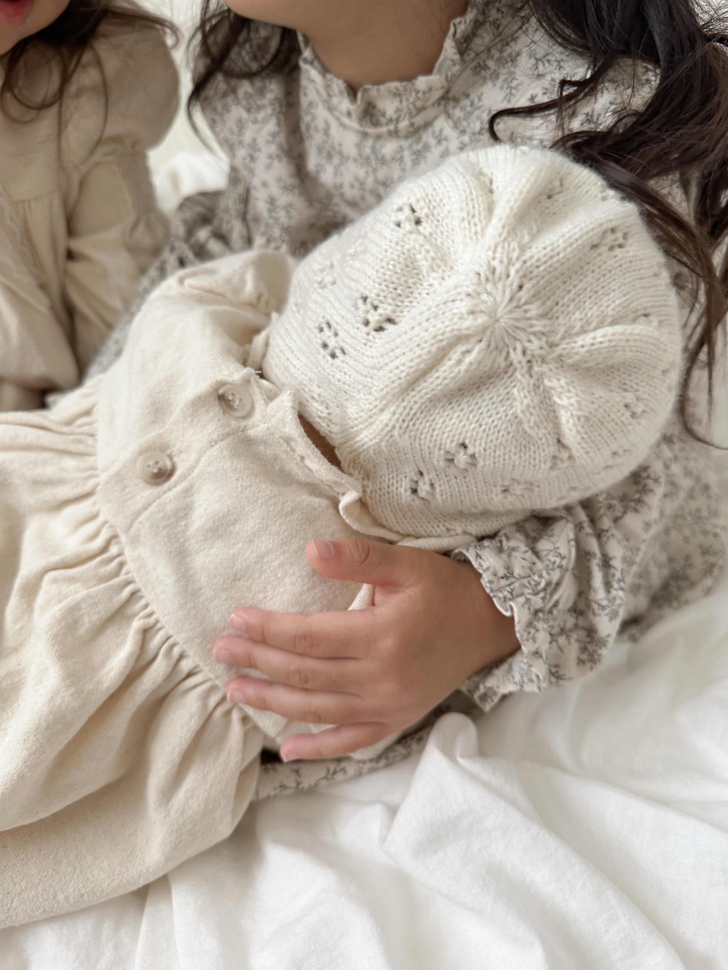 Le lait knit bonnet