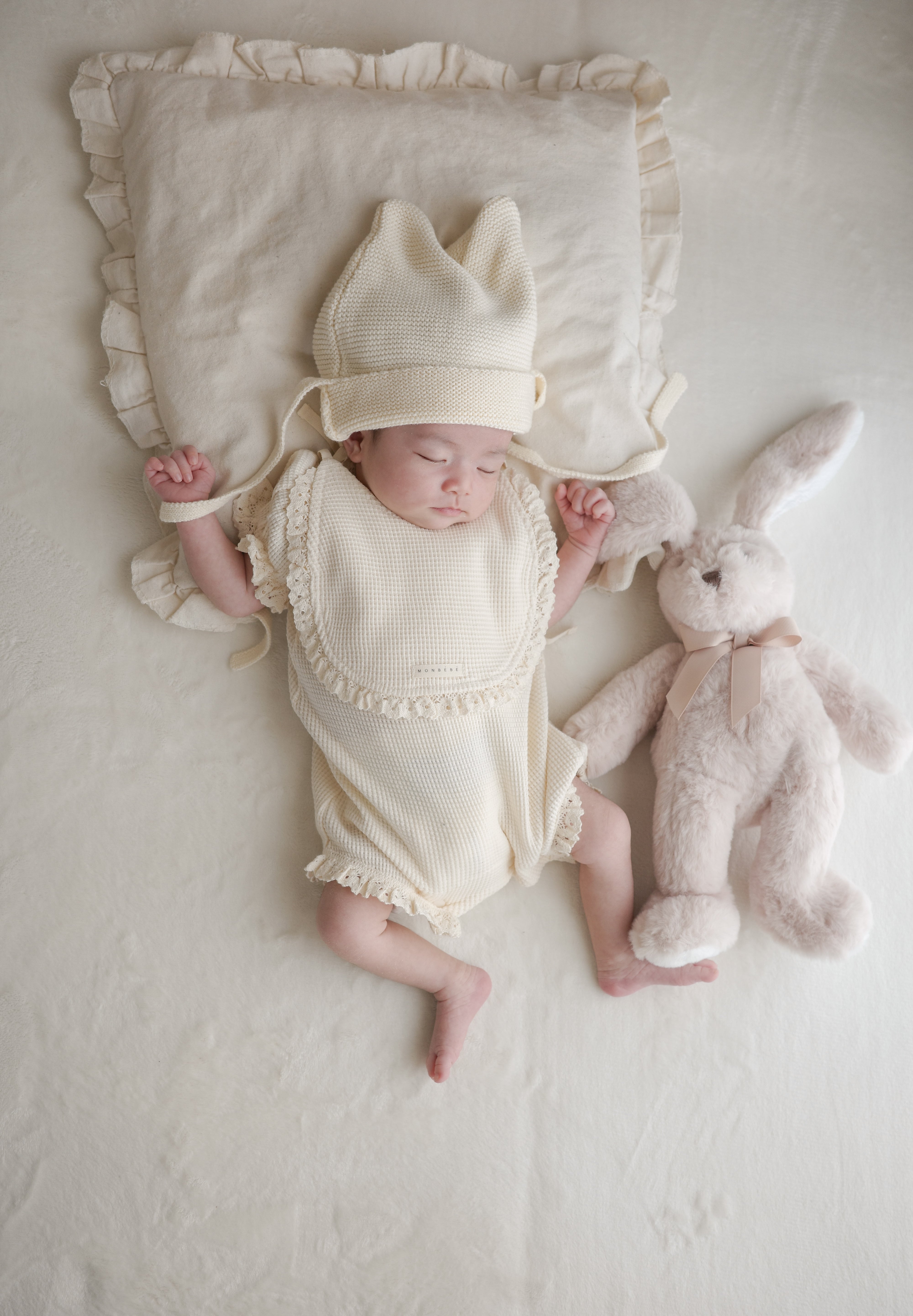 Waffle lace puff rompers
