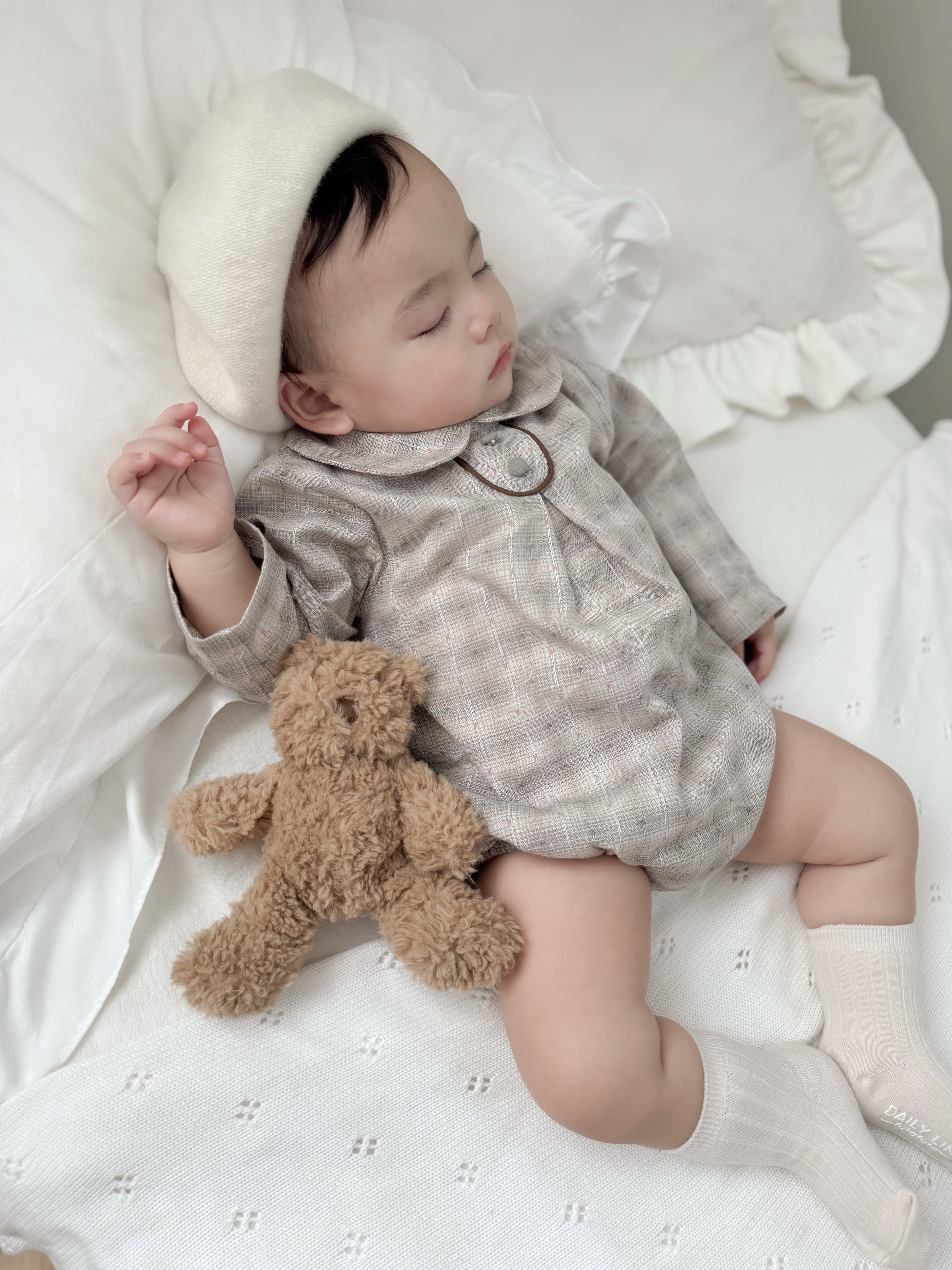 Leandre check rompers
