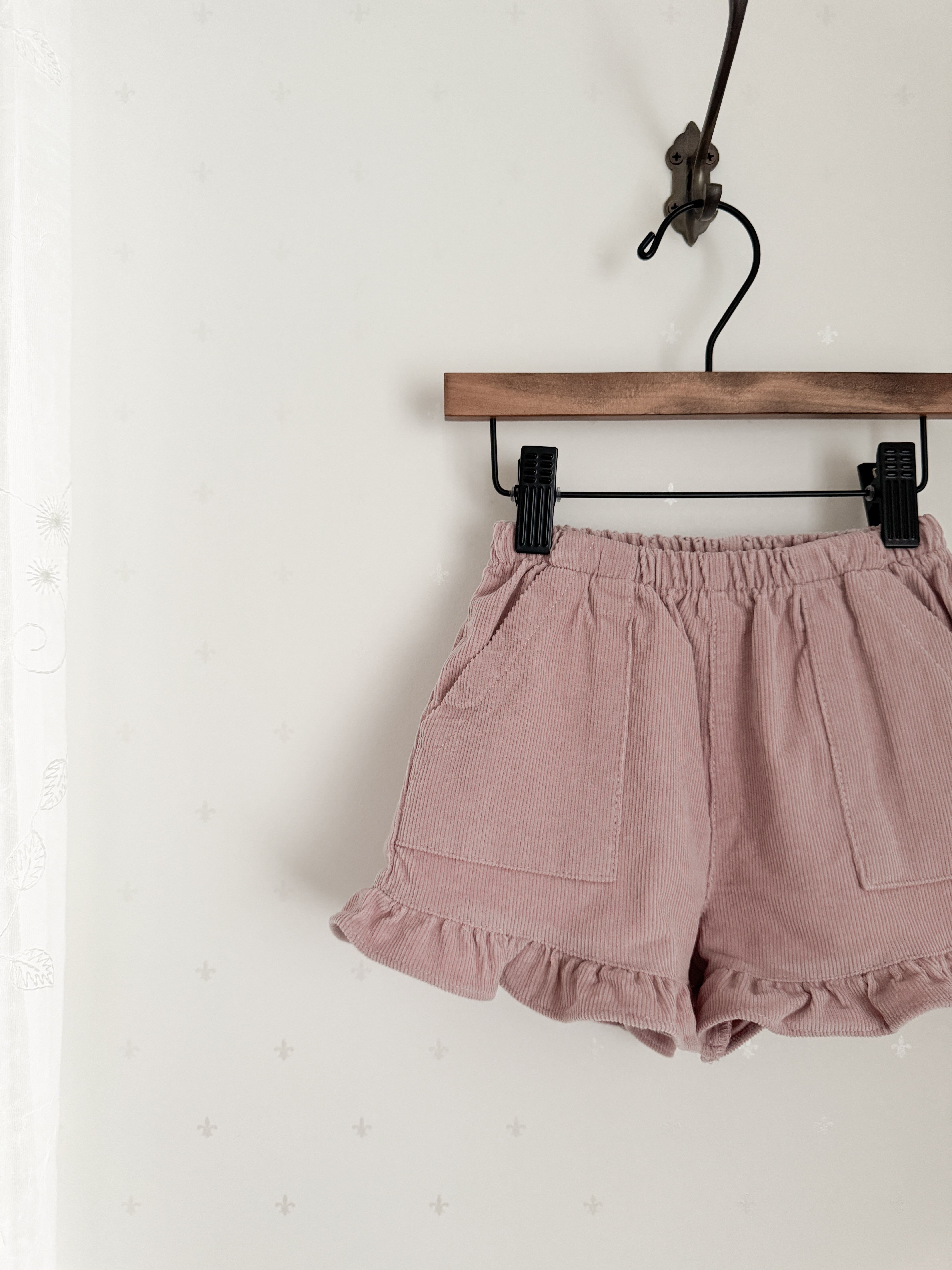 Corduroy frill pants