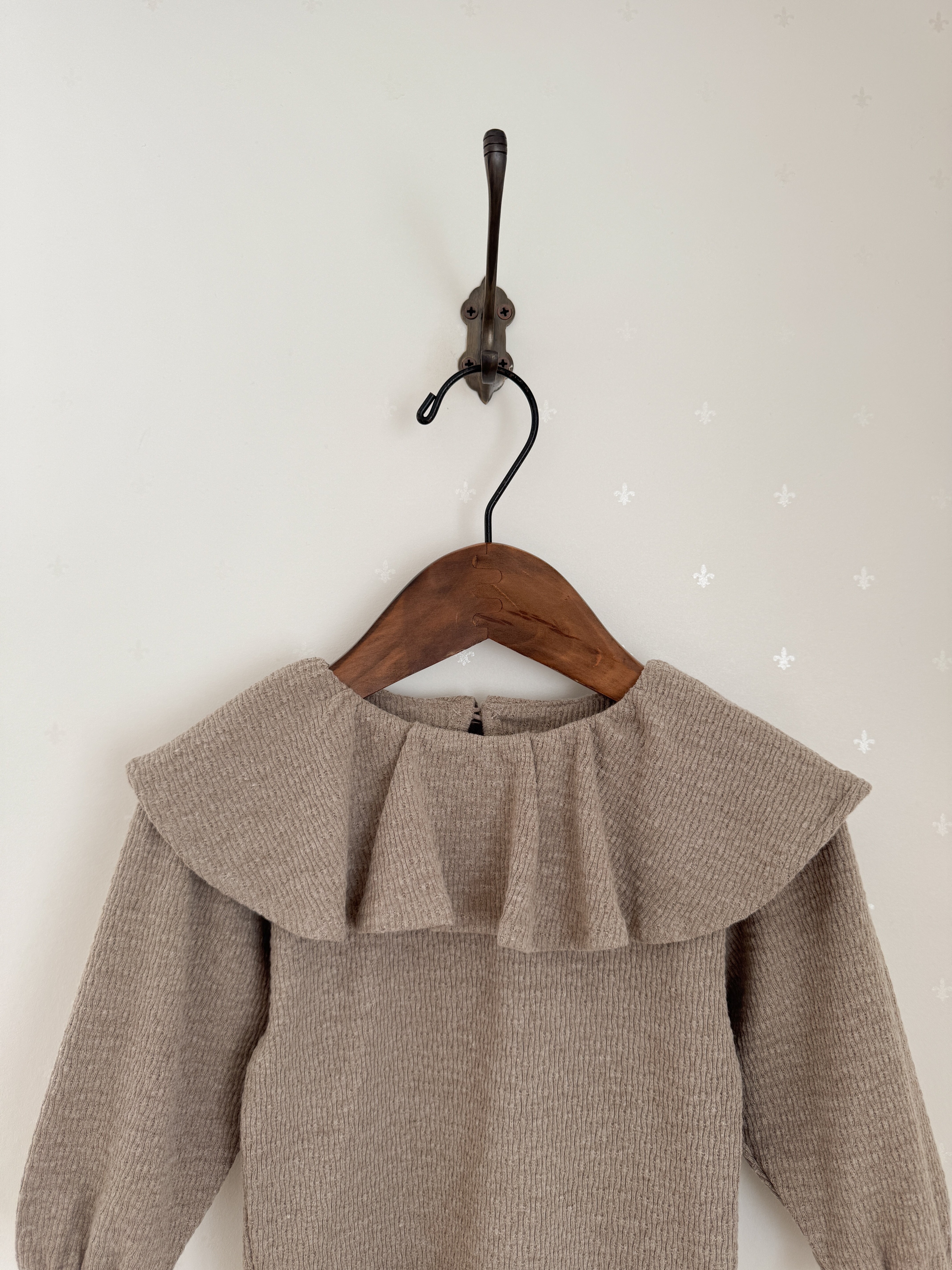 Lebon frill tops