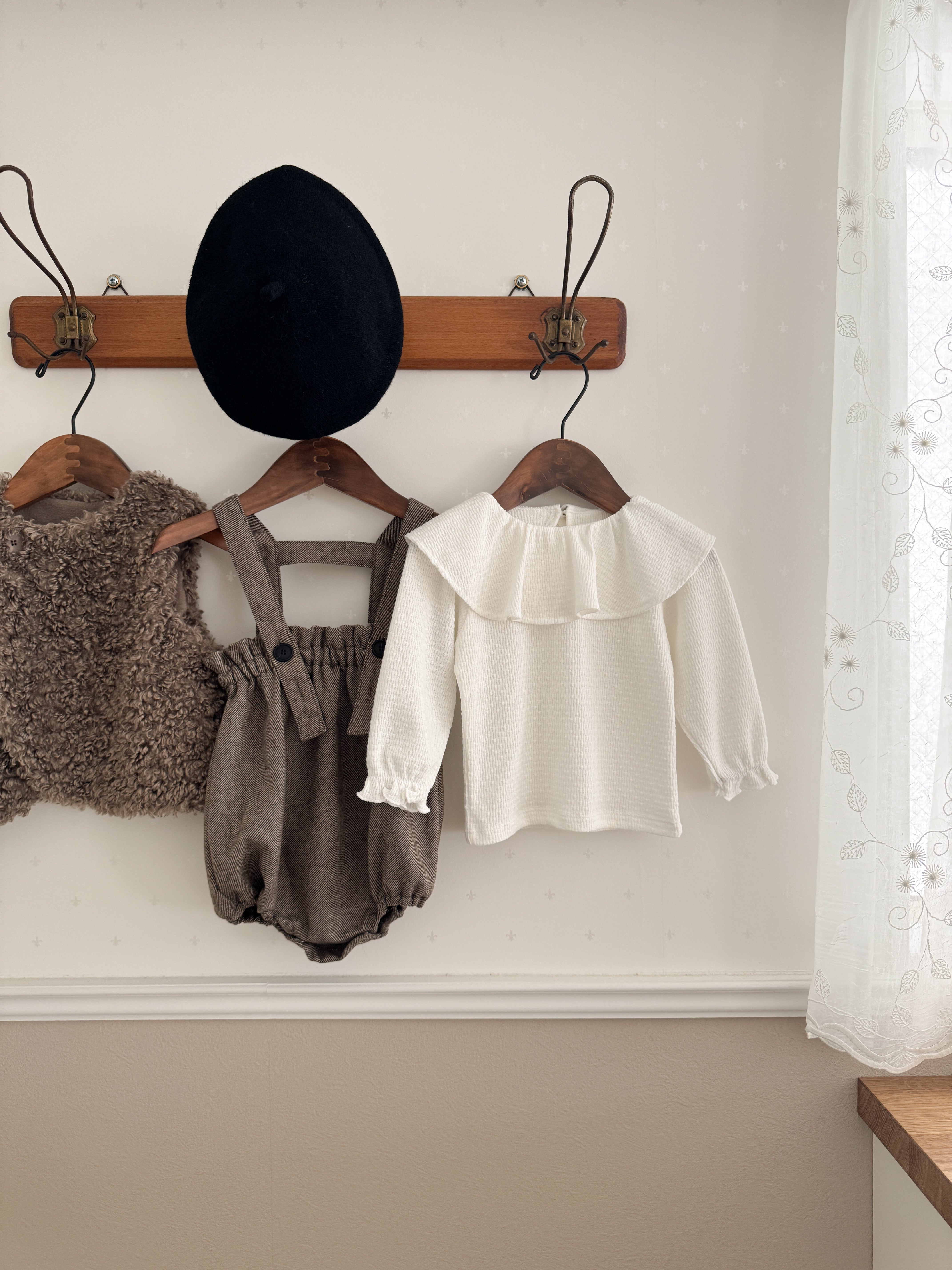 Lebon frill tops