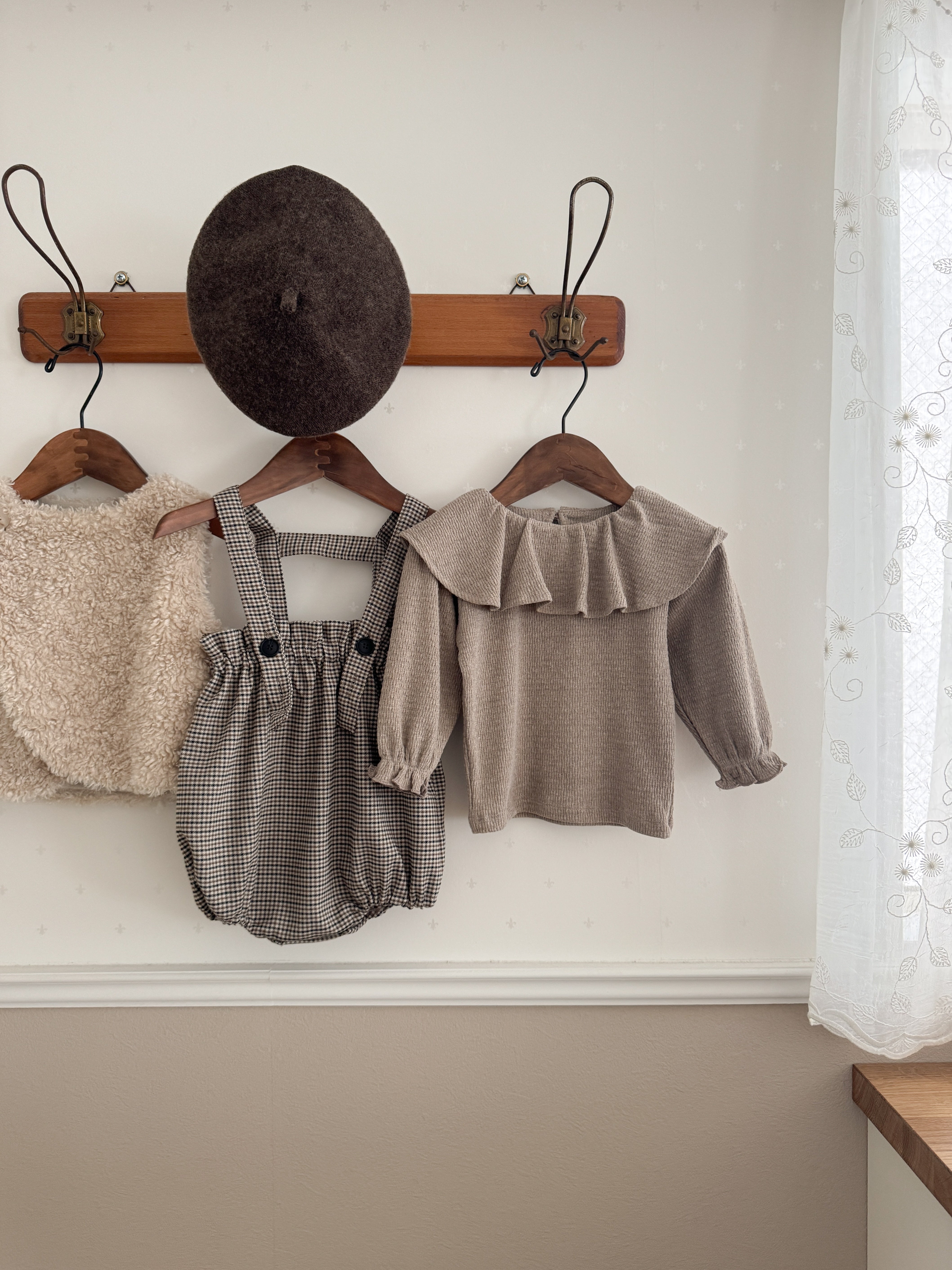 Lebon frill tops