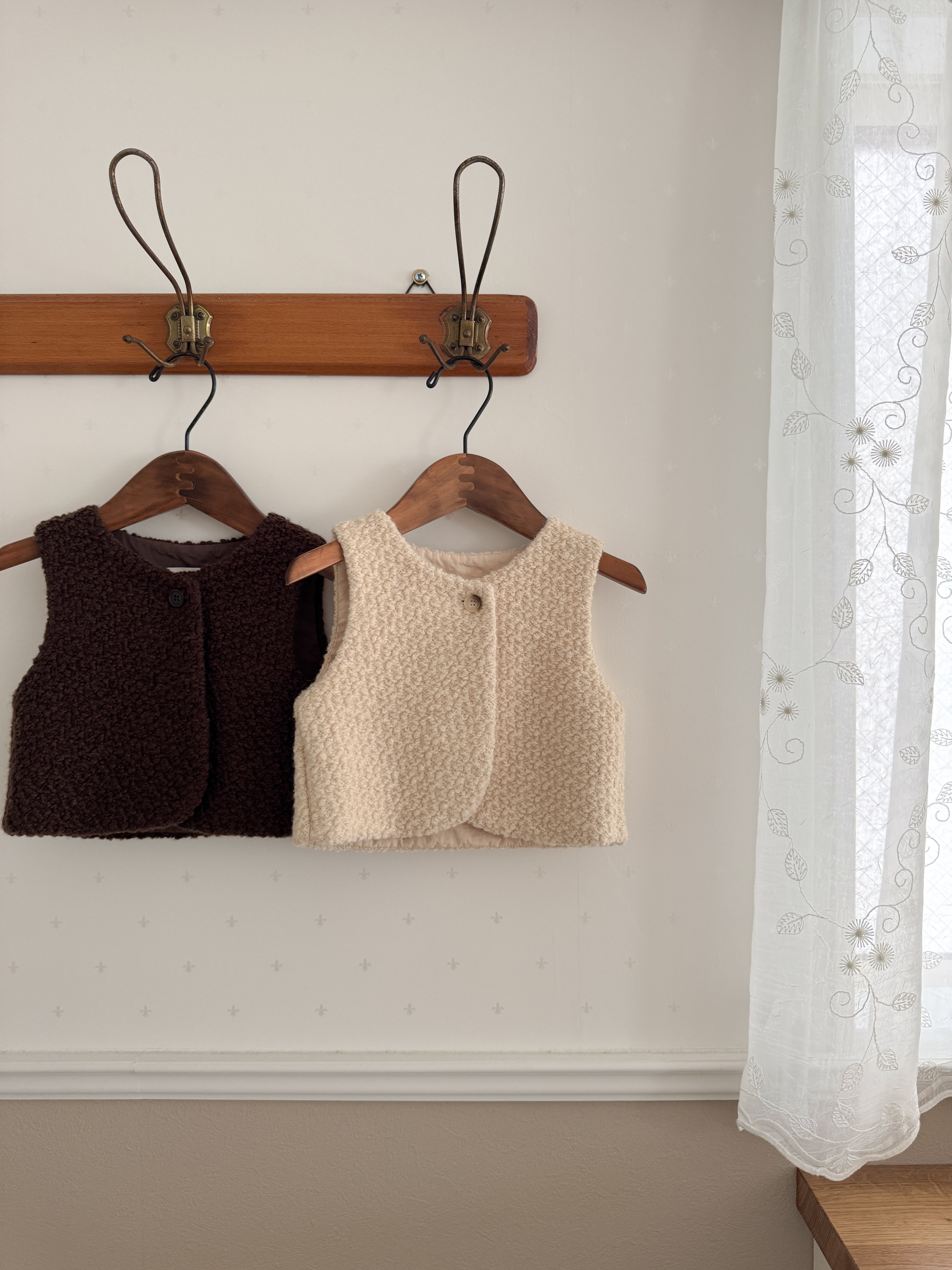 Miu wool vest