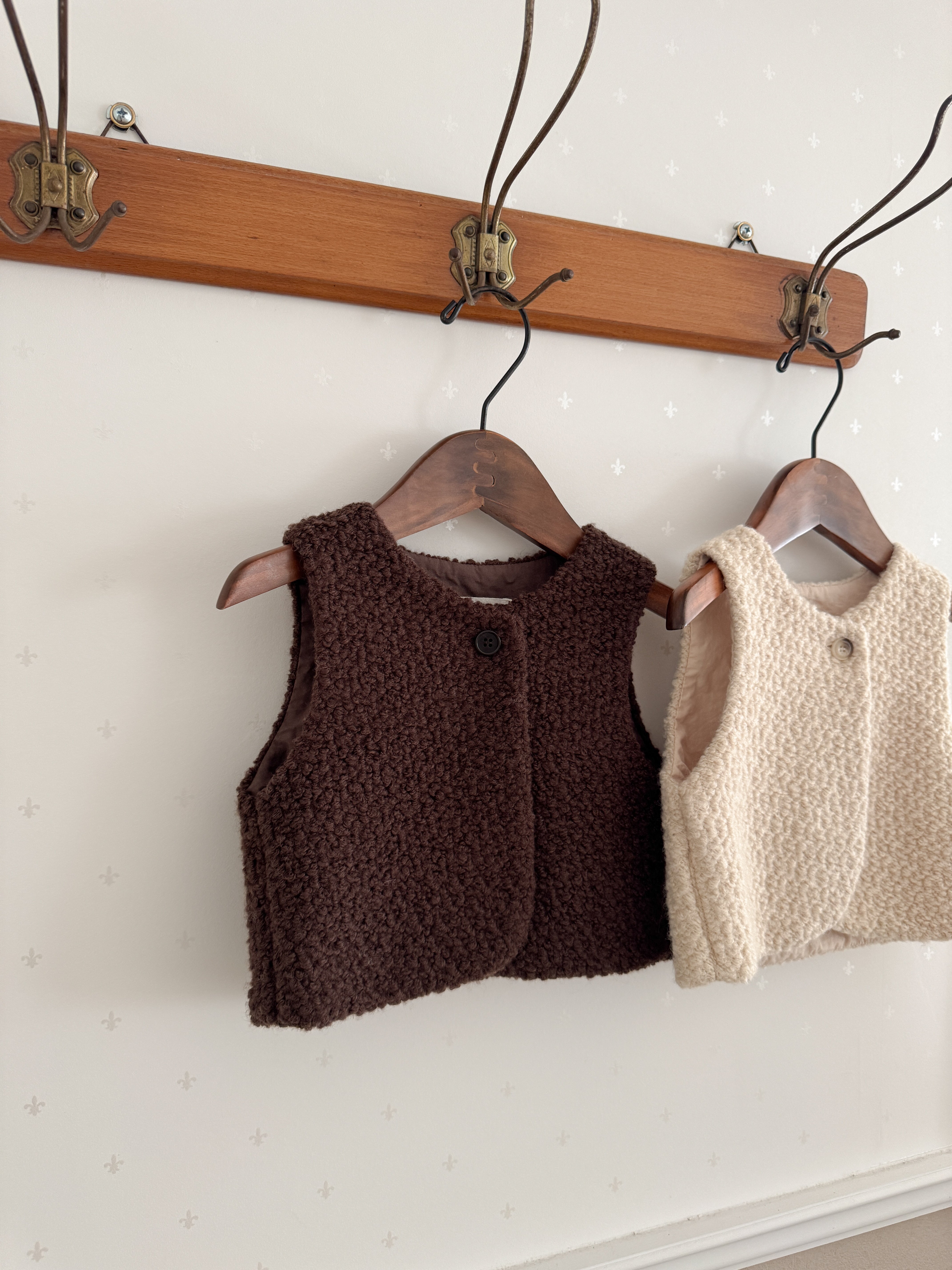 Miu wool vest