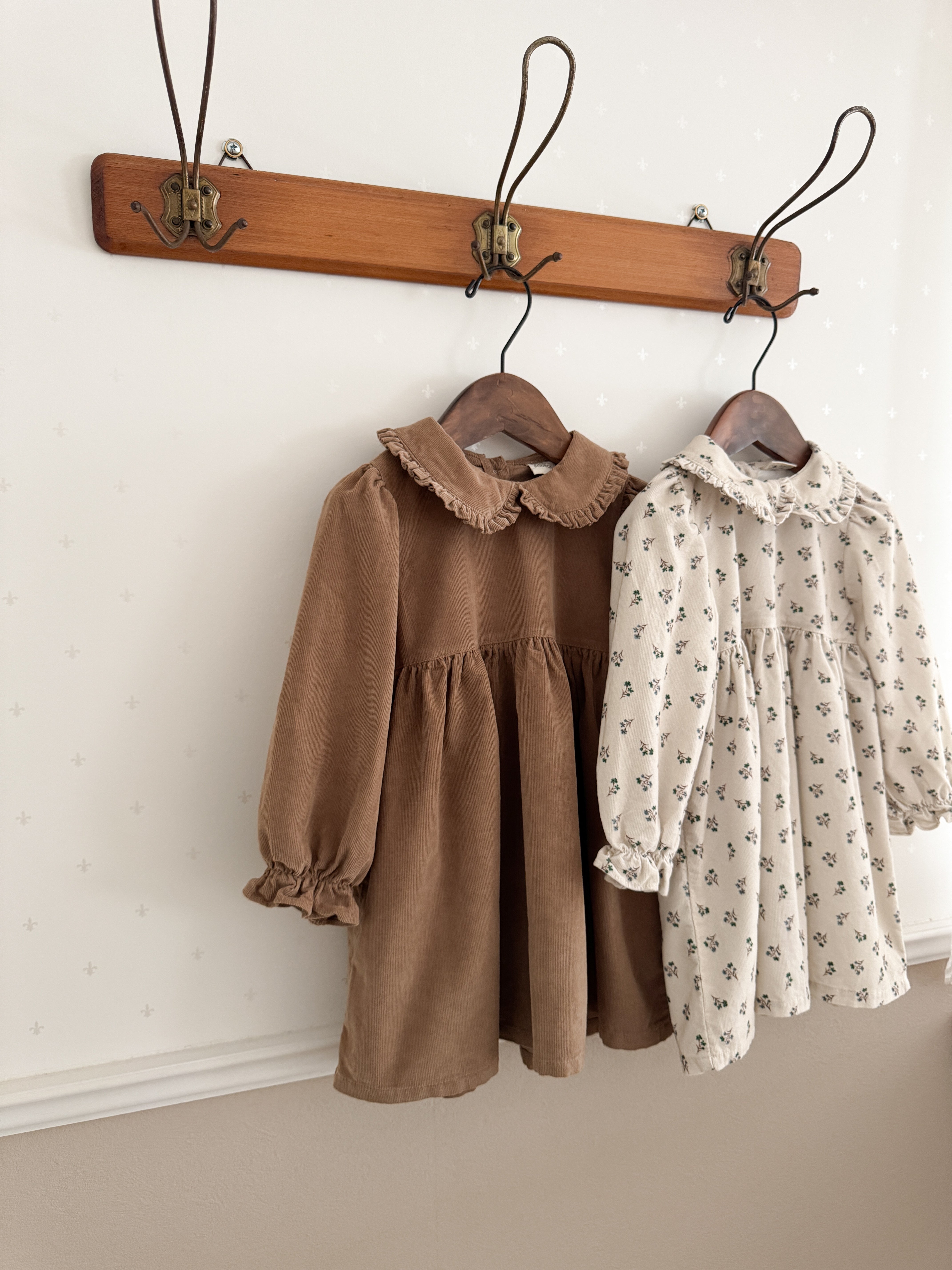 Baba flower corduroy one-piece