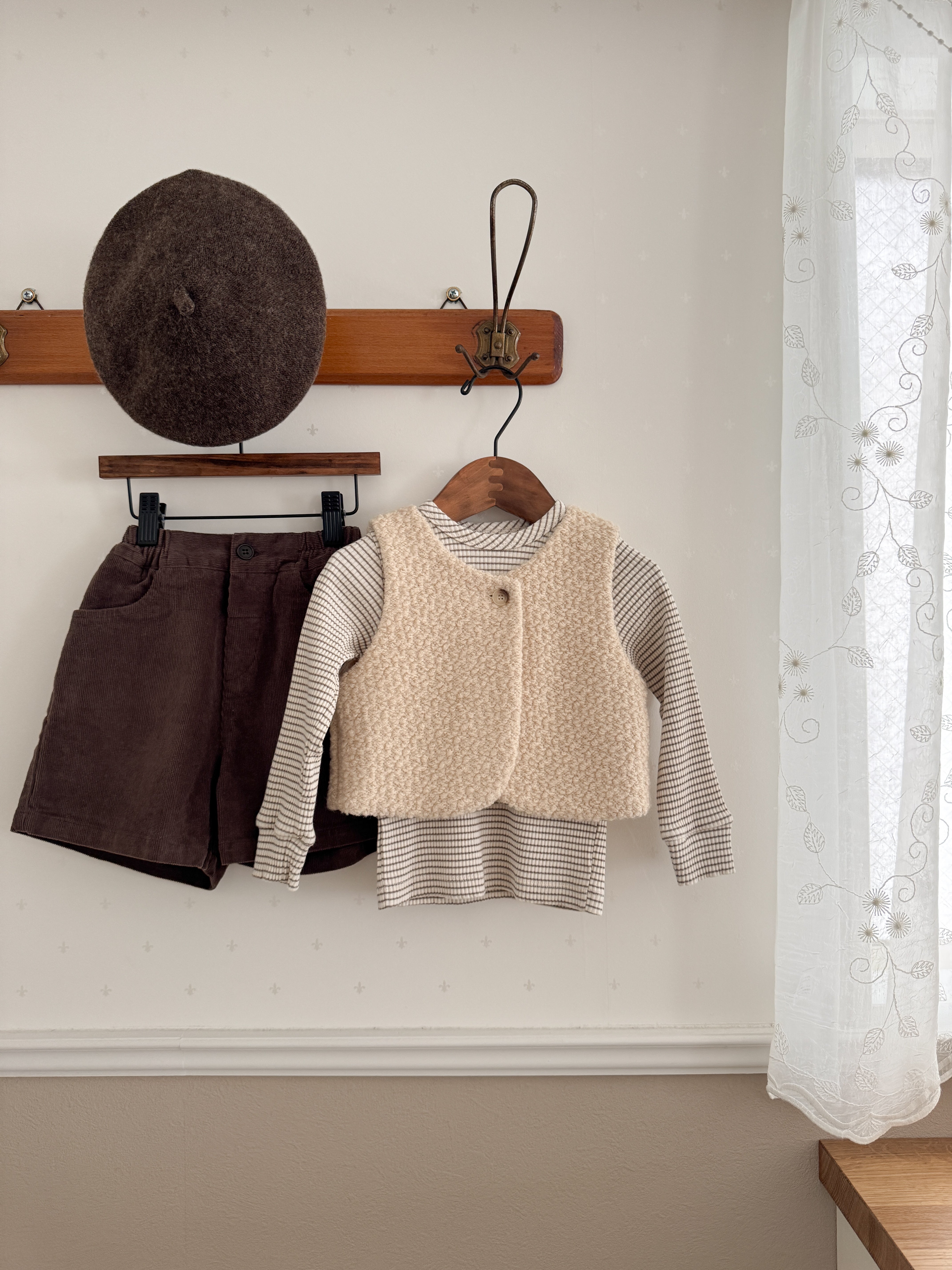 Miu wool vest