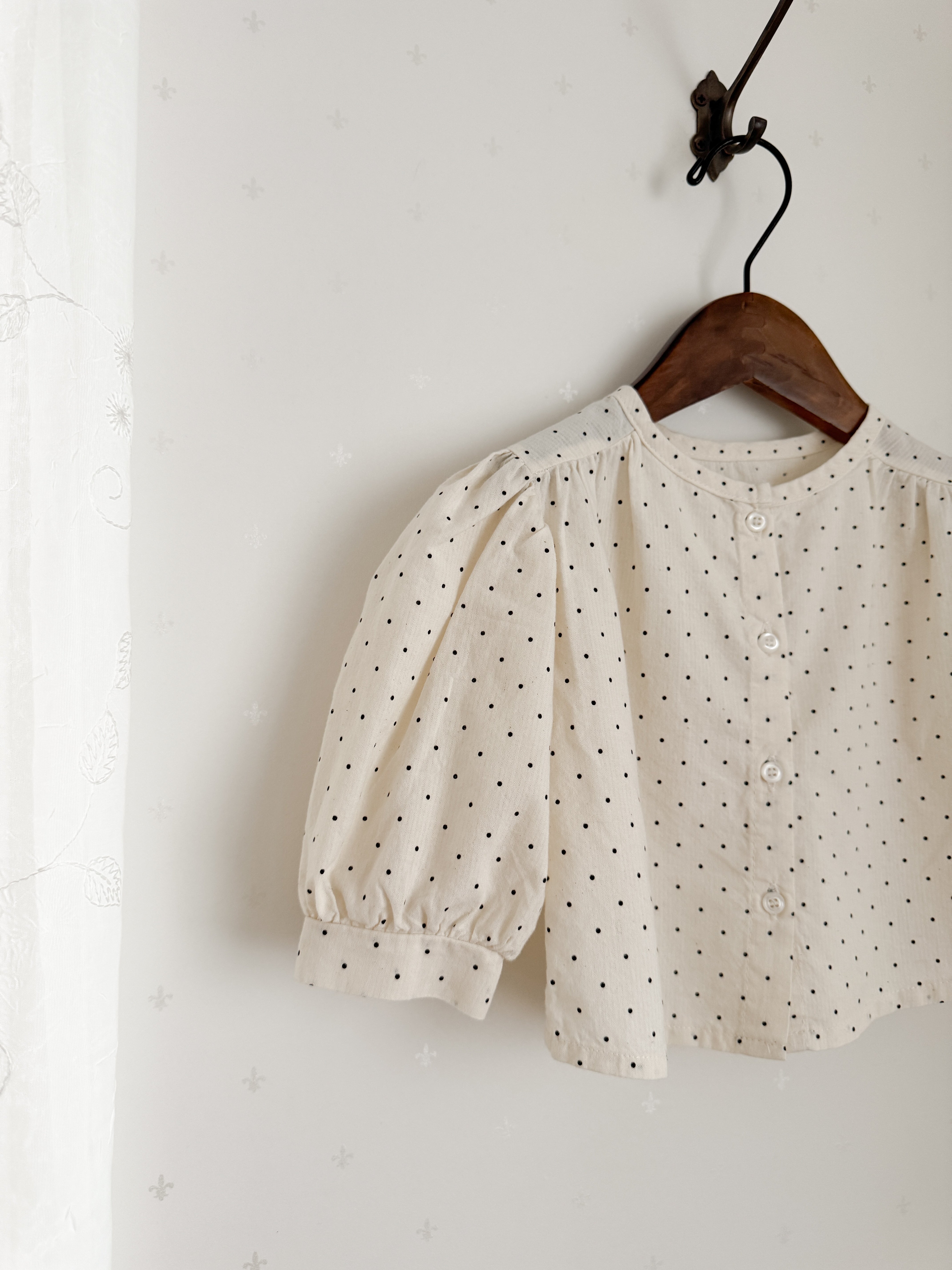 Bebe bonbon dot blouse