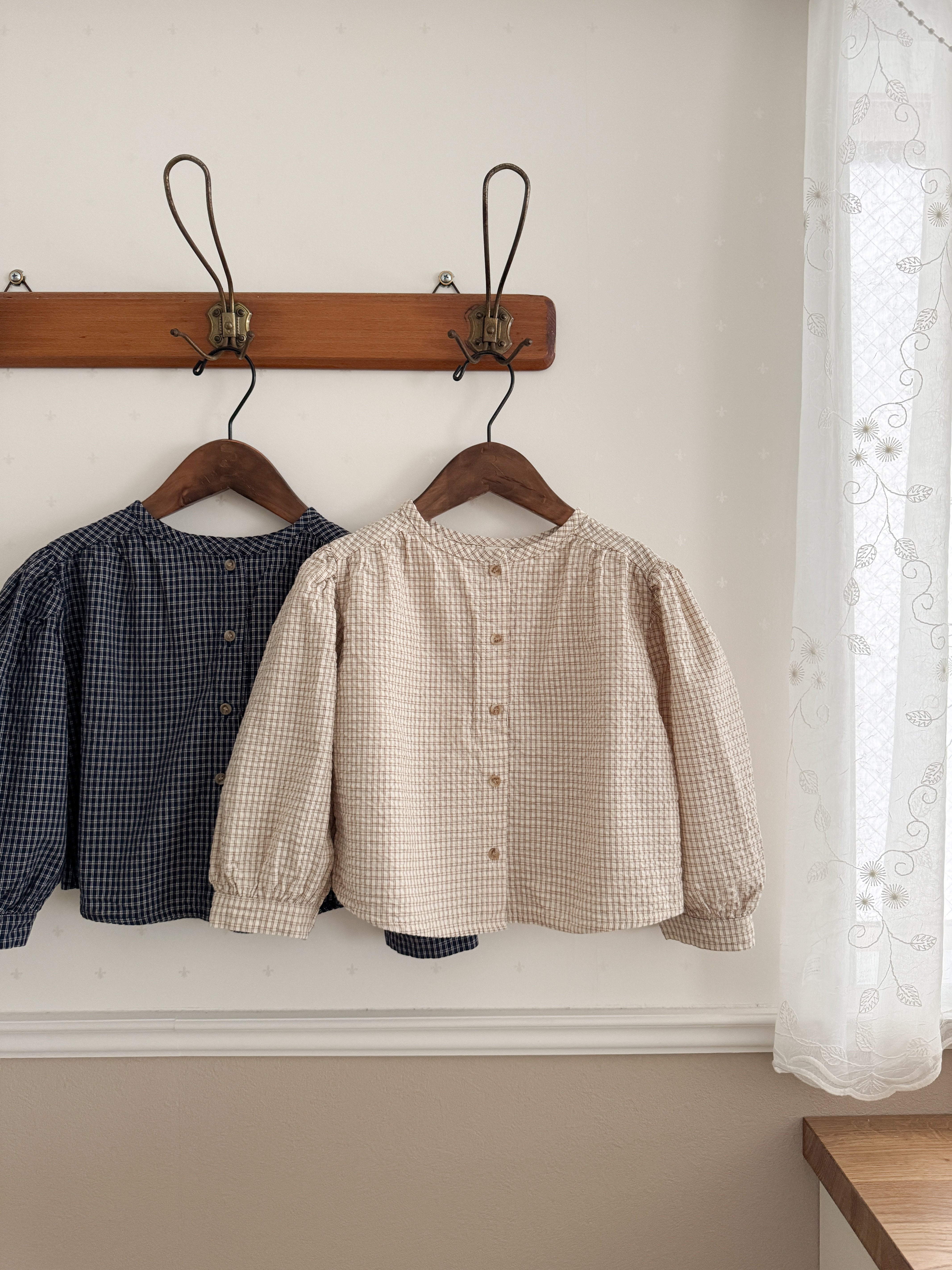 Milk check blouse
