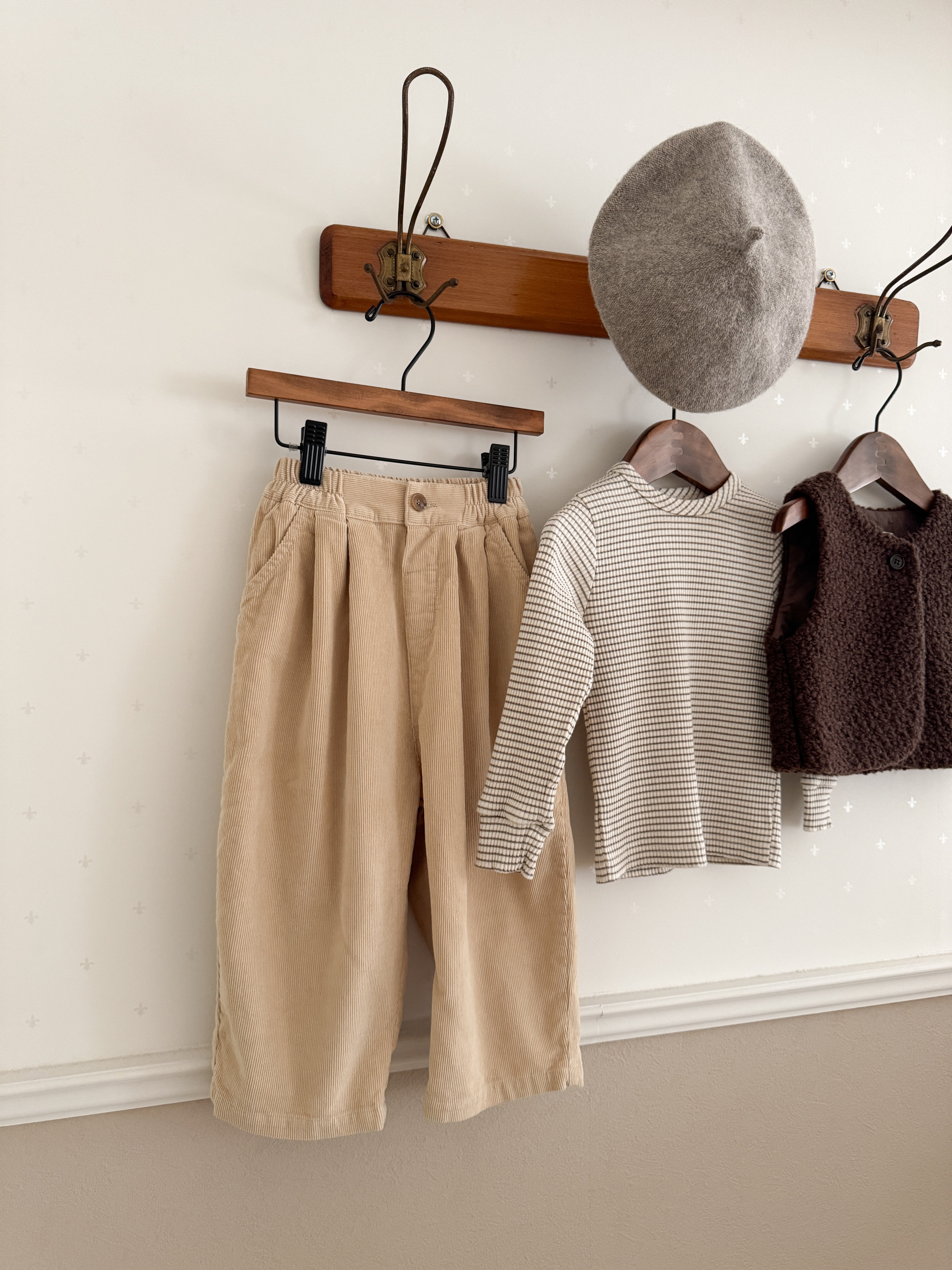 Soft corduroy pants