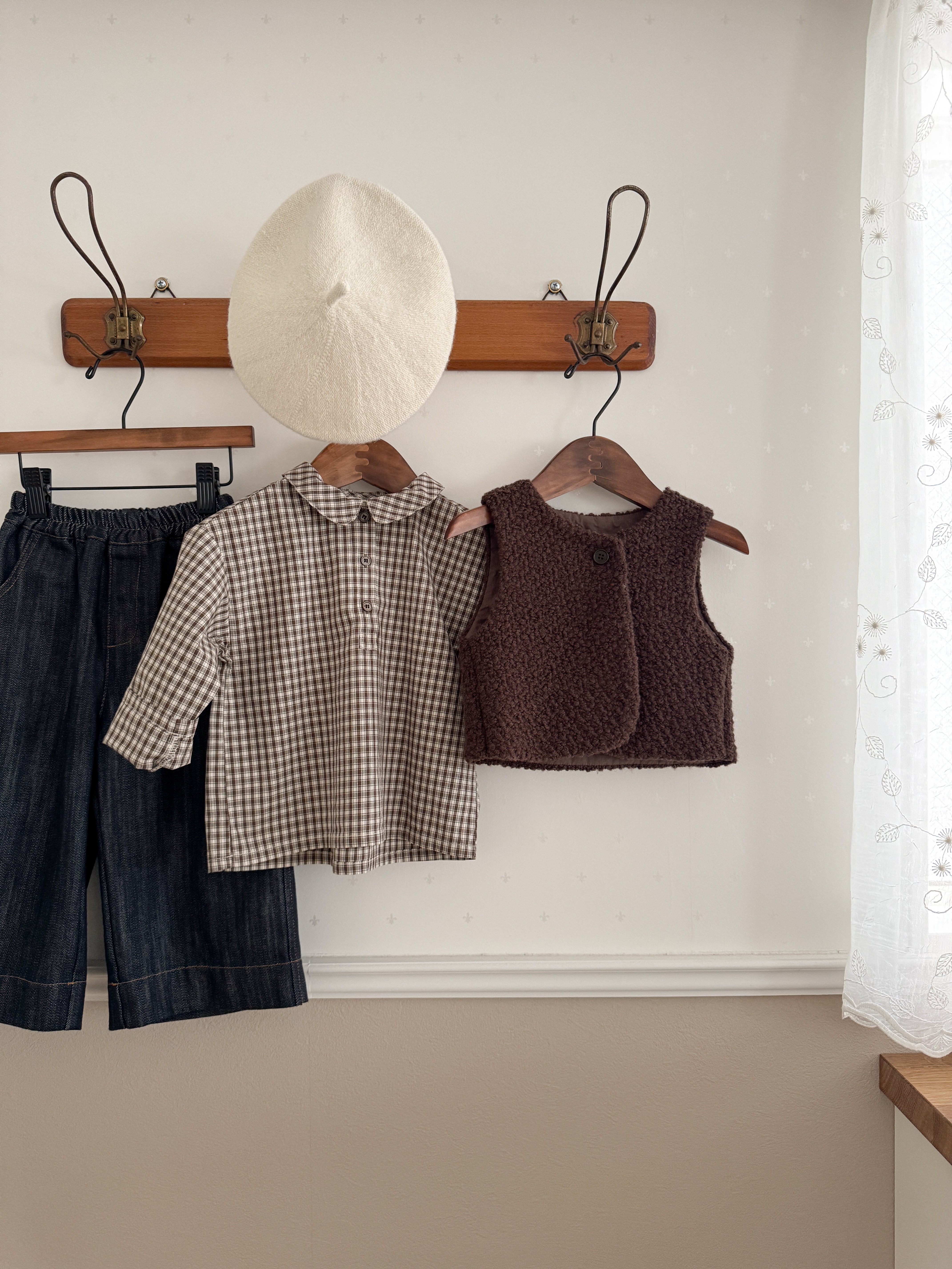 Miu wool vest