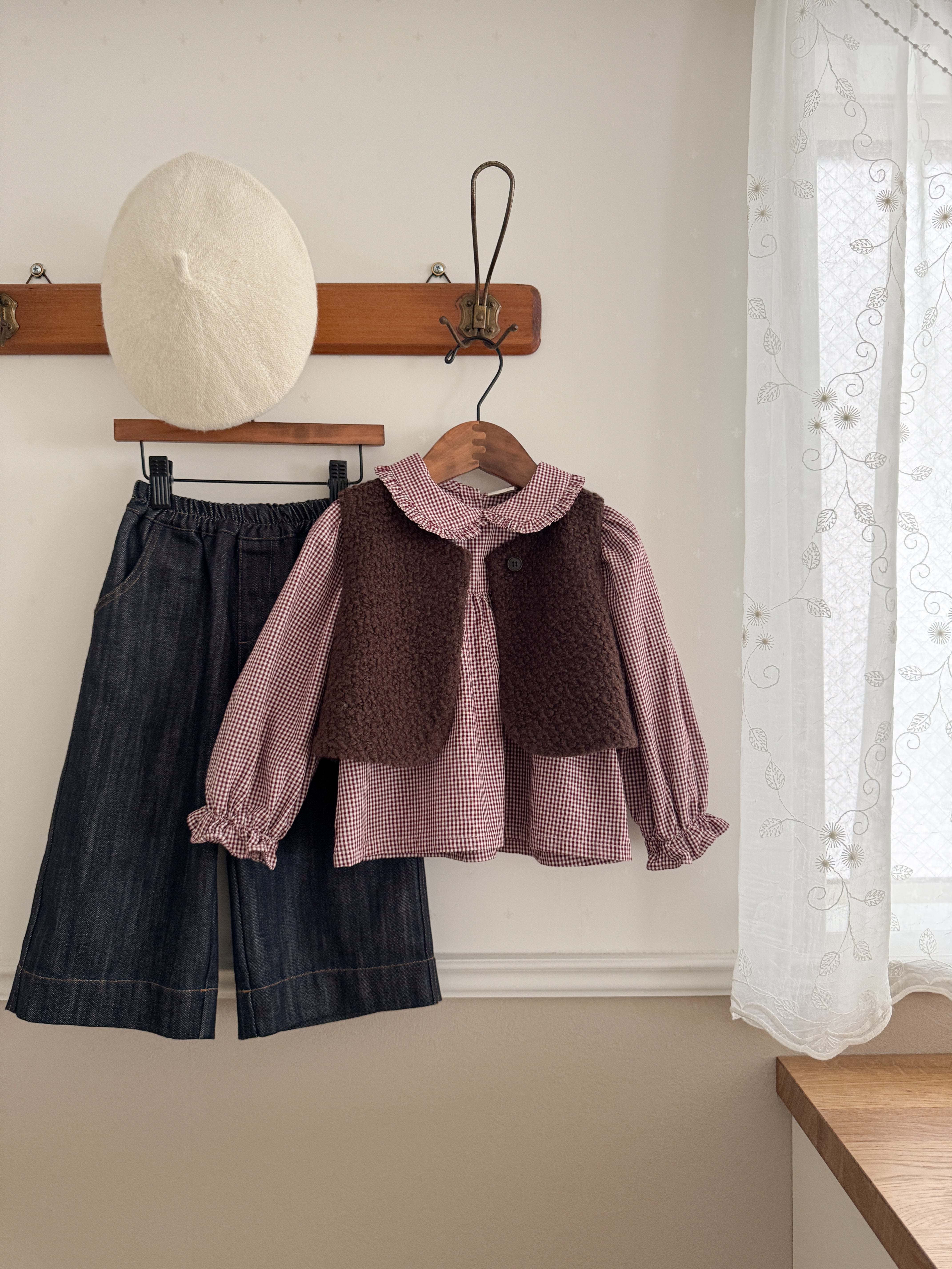 Miu wool vest
