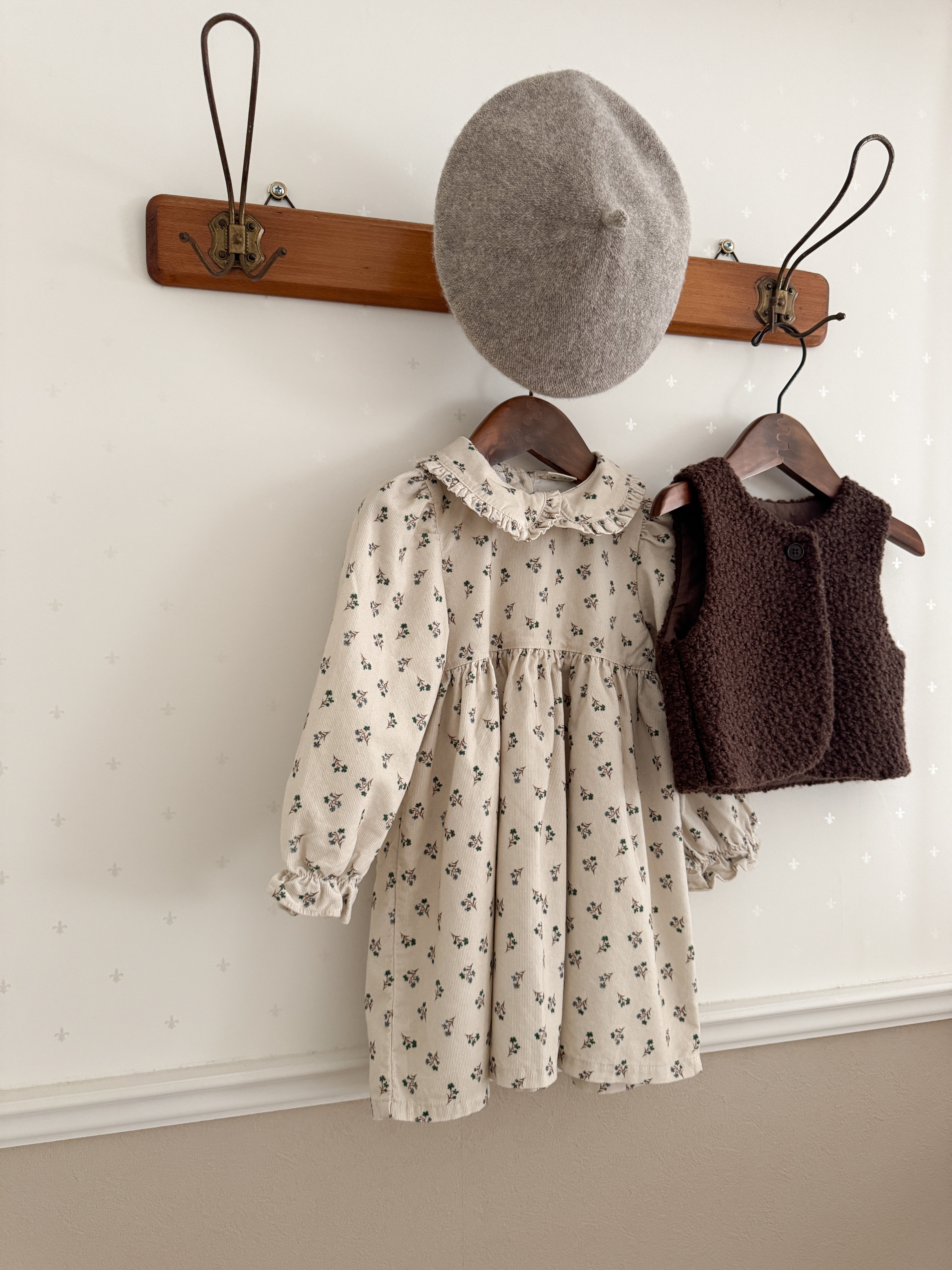 Miu wool vest
