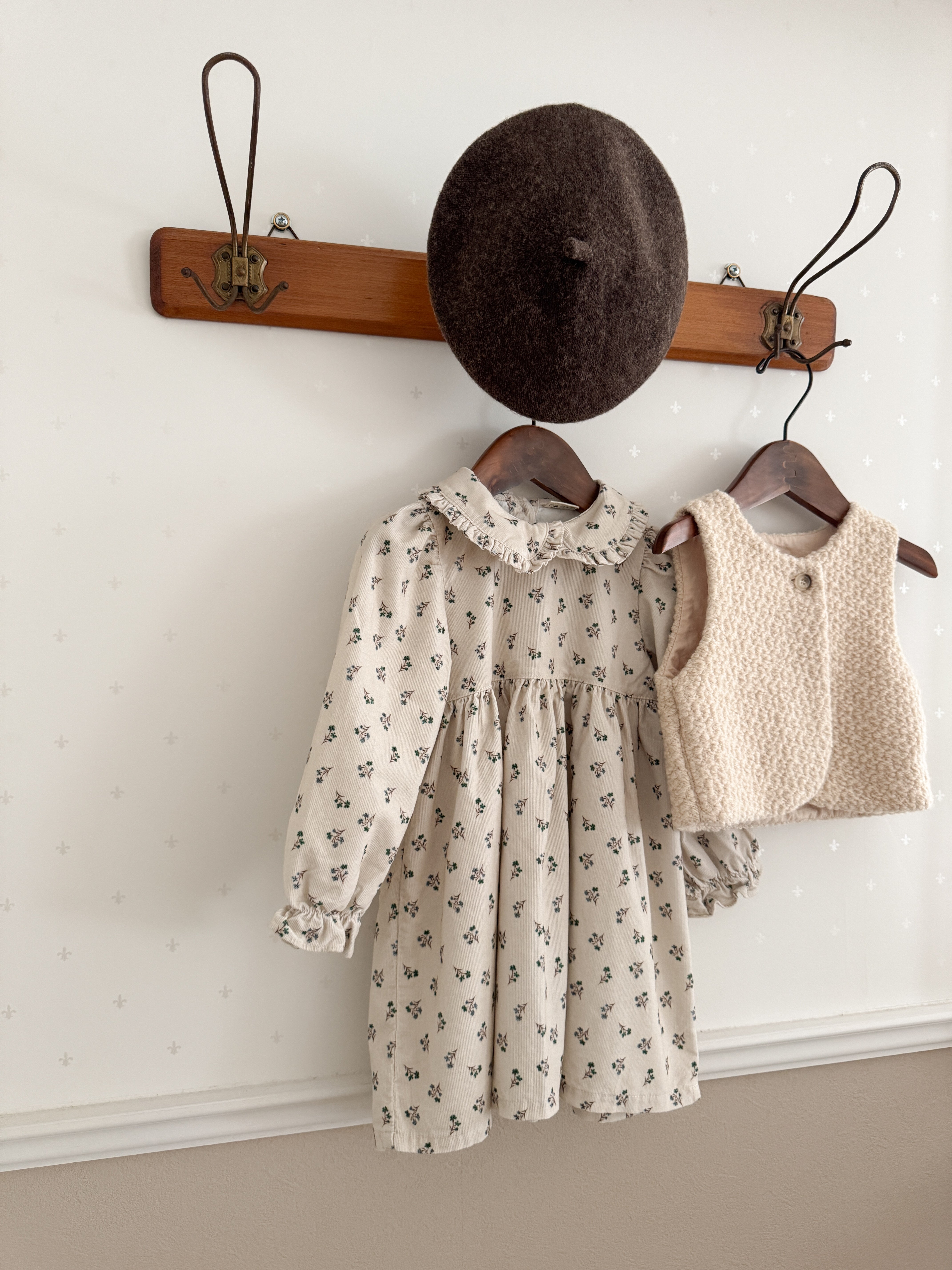Baba flower corduroy one-piece