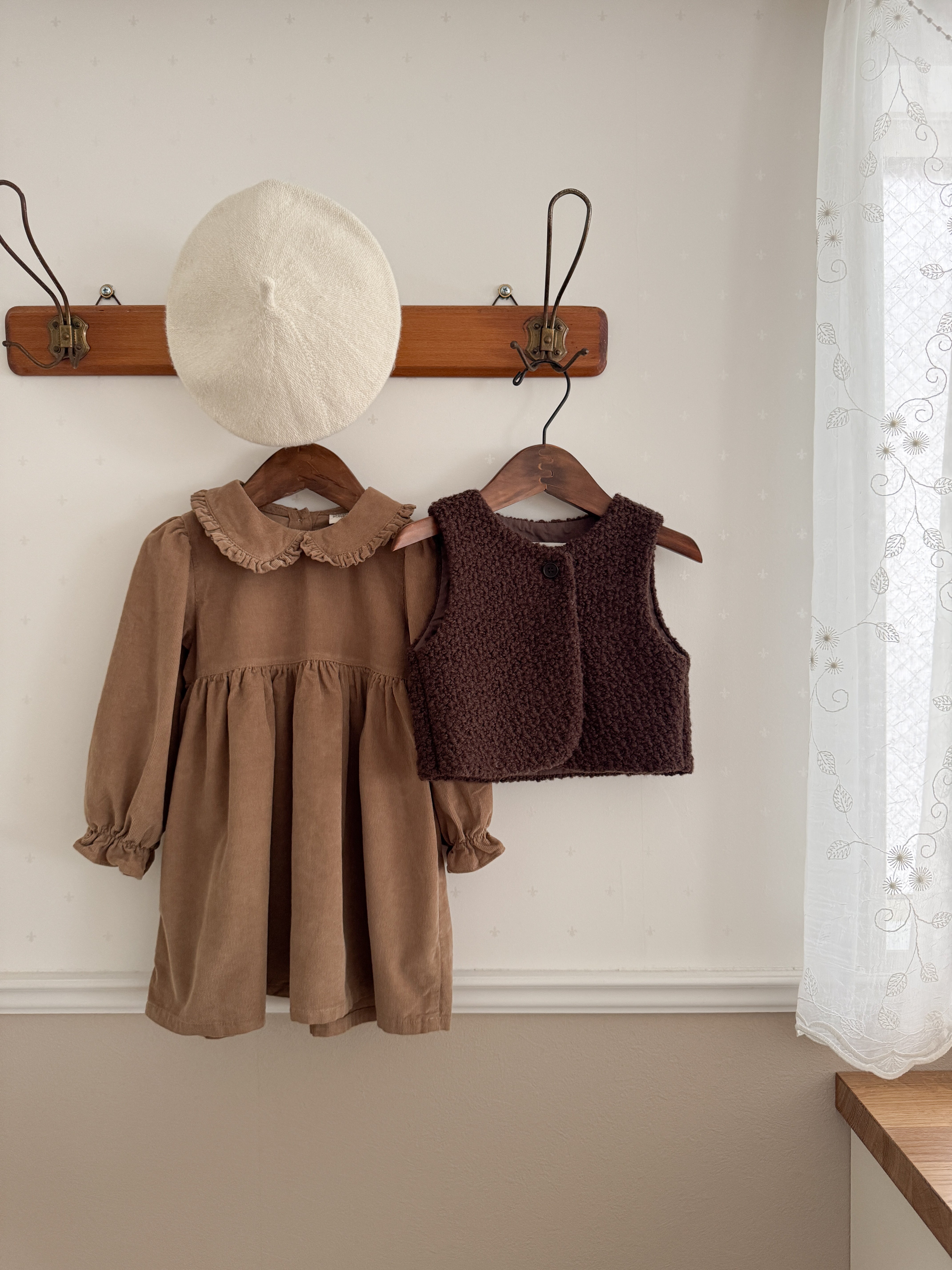 Miu wool vest
