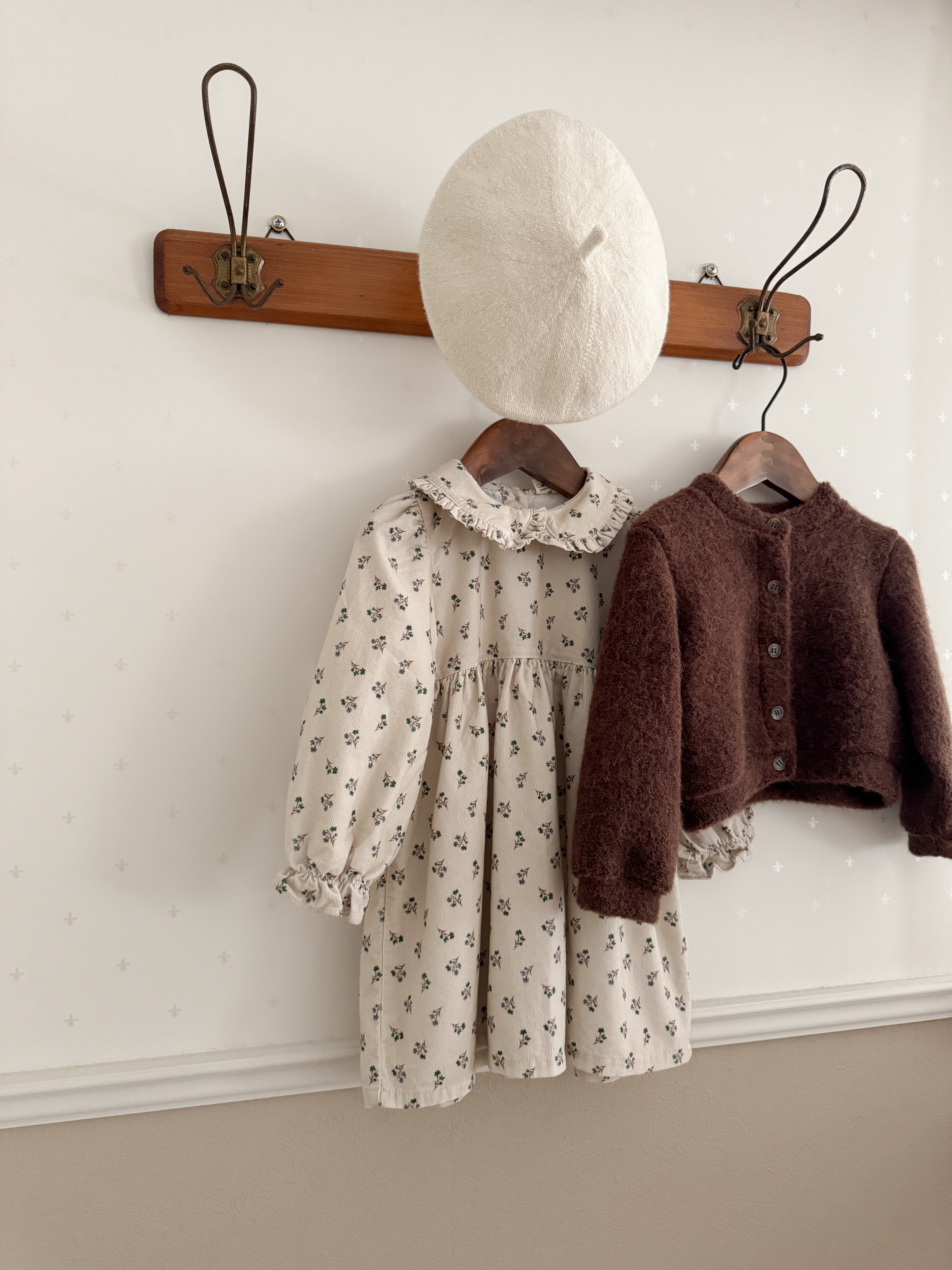 Baba flower corduroy one-piece