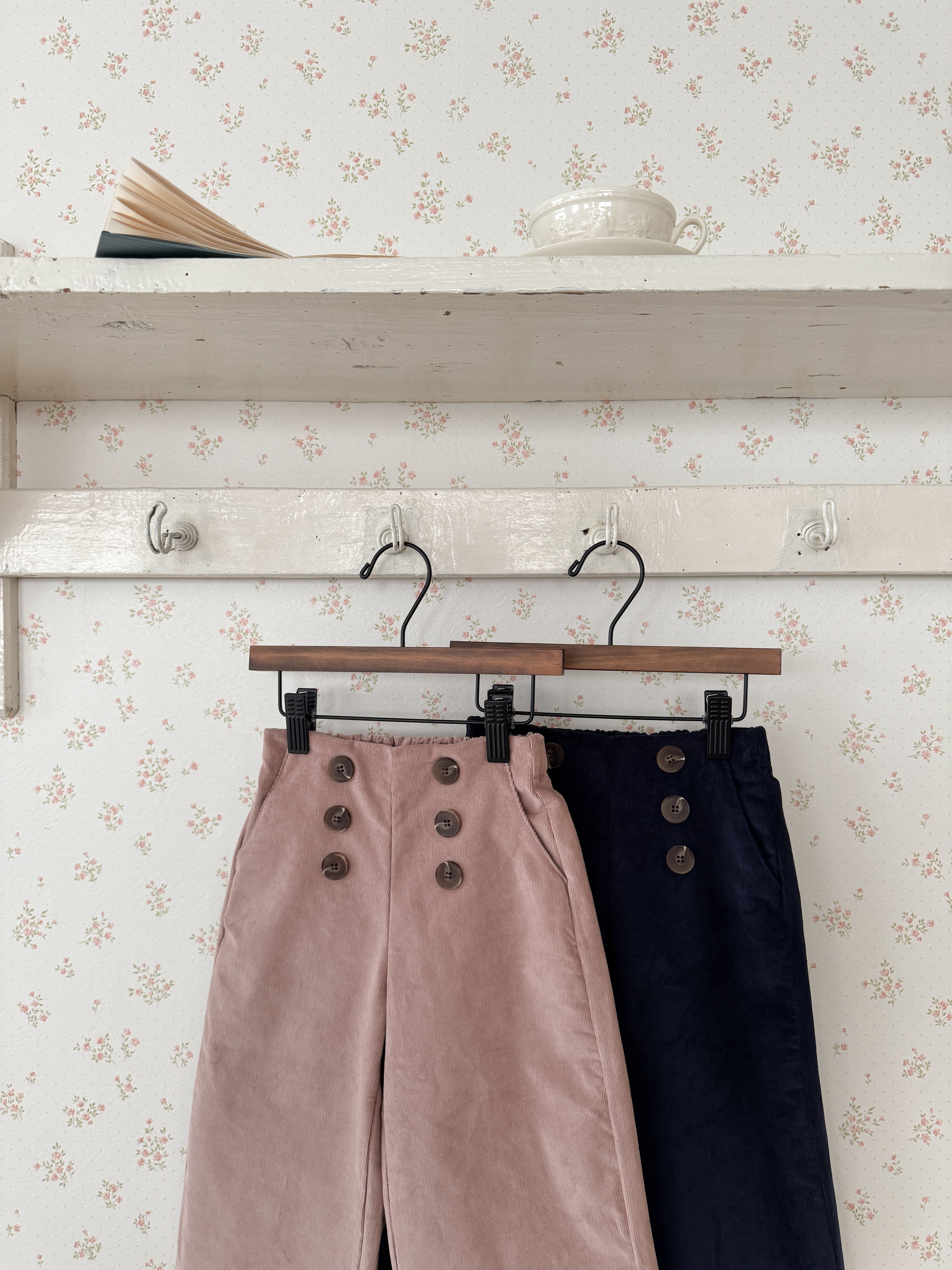 Dia corduroy pants