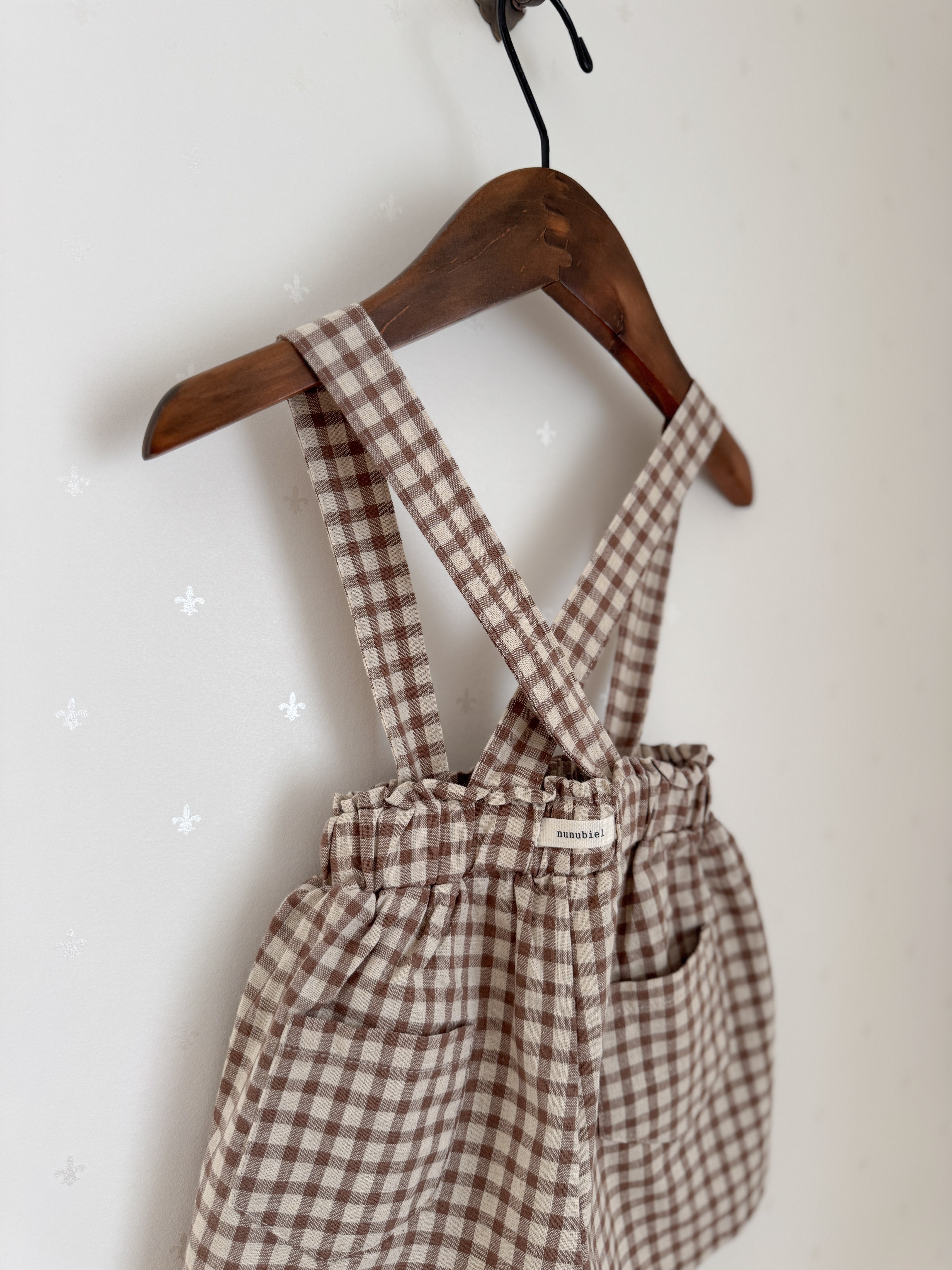 Check suspender pants