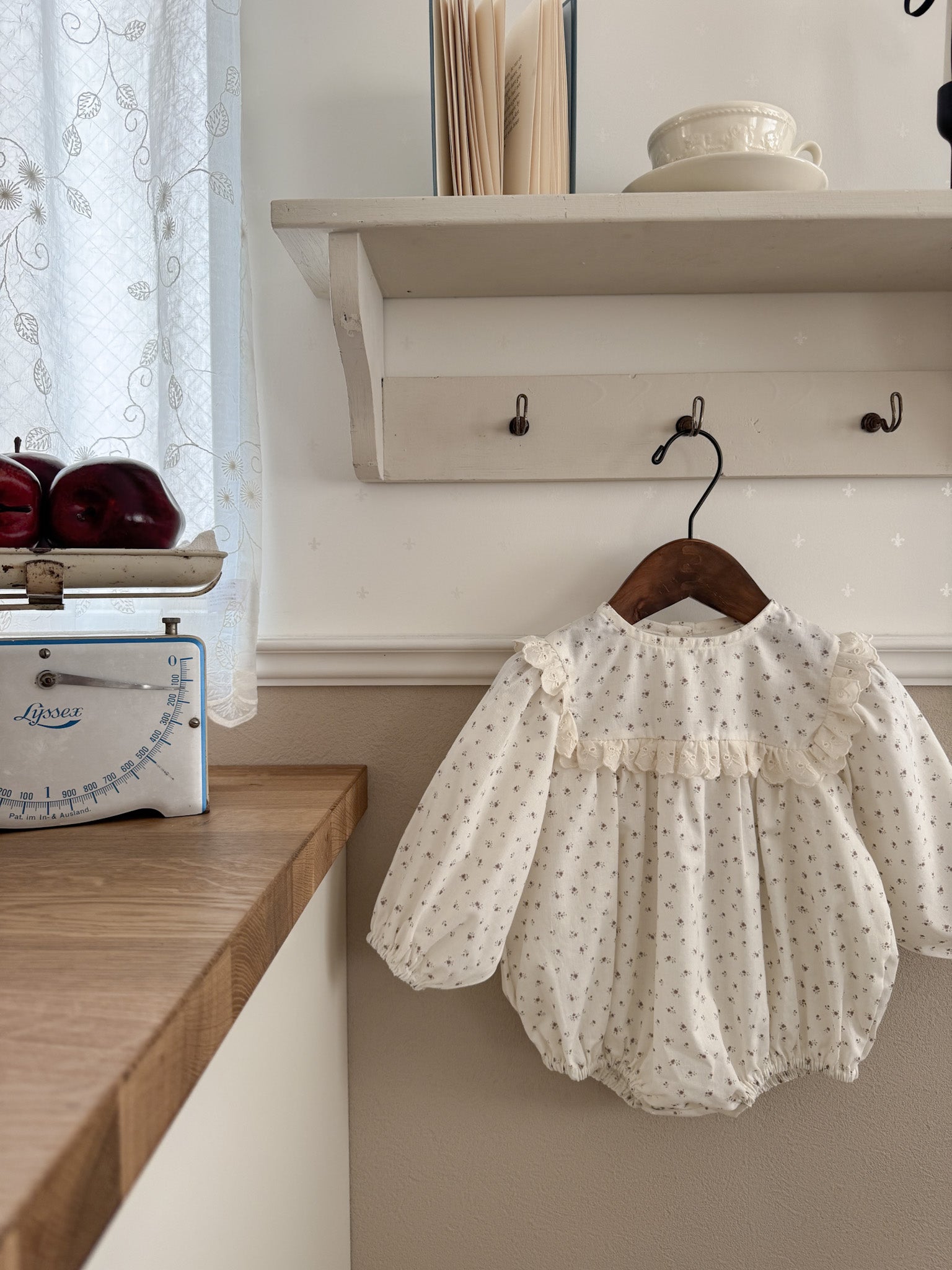 Cotton flower rompers