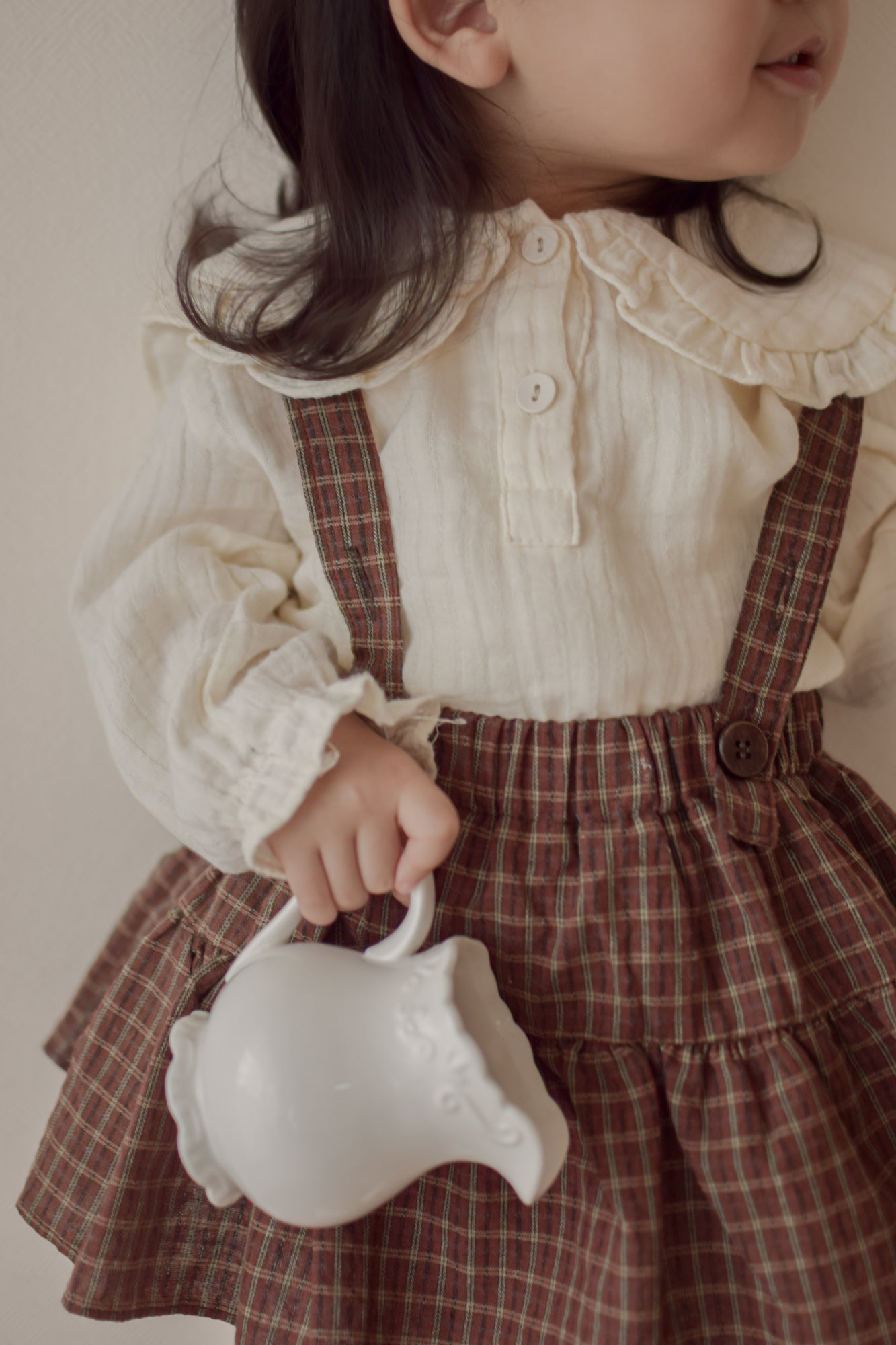 Sara collar blouse