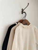 Puff lace tops