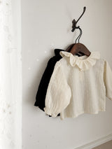 Snow ruffle blouse
