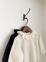 Snow ruffle blouse