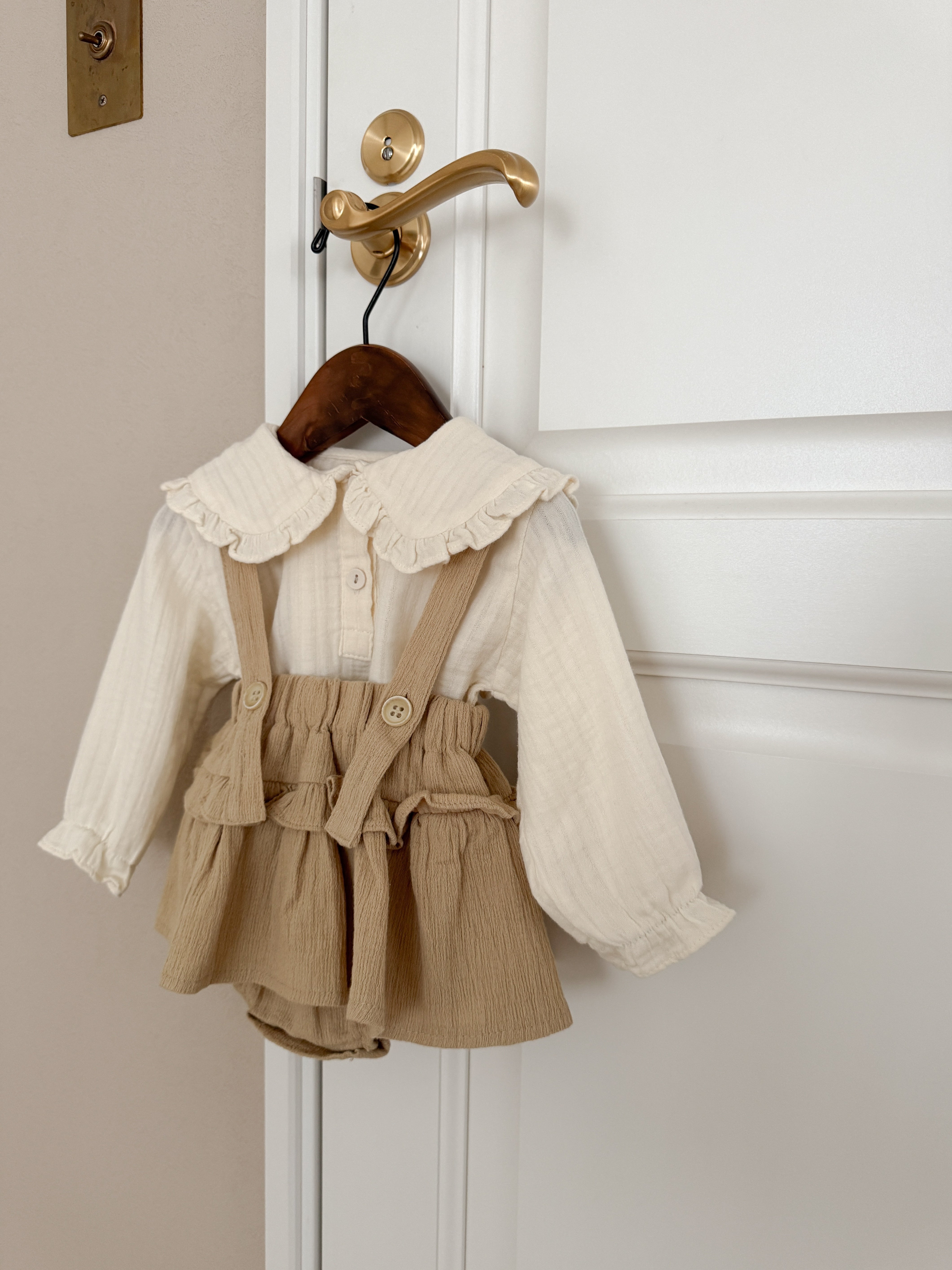Elly frill suspender skirt