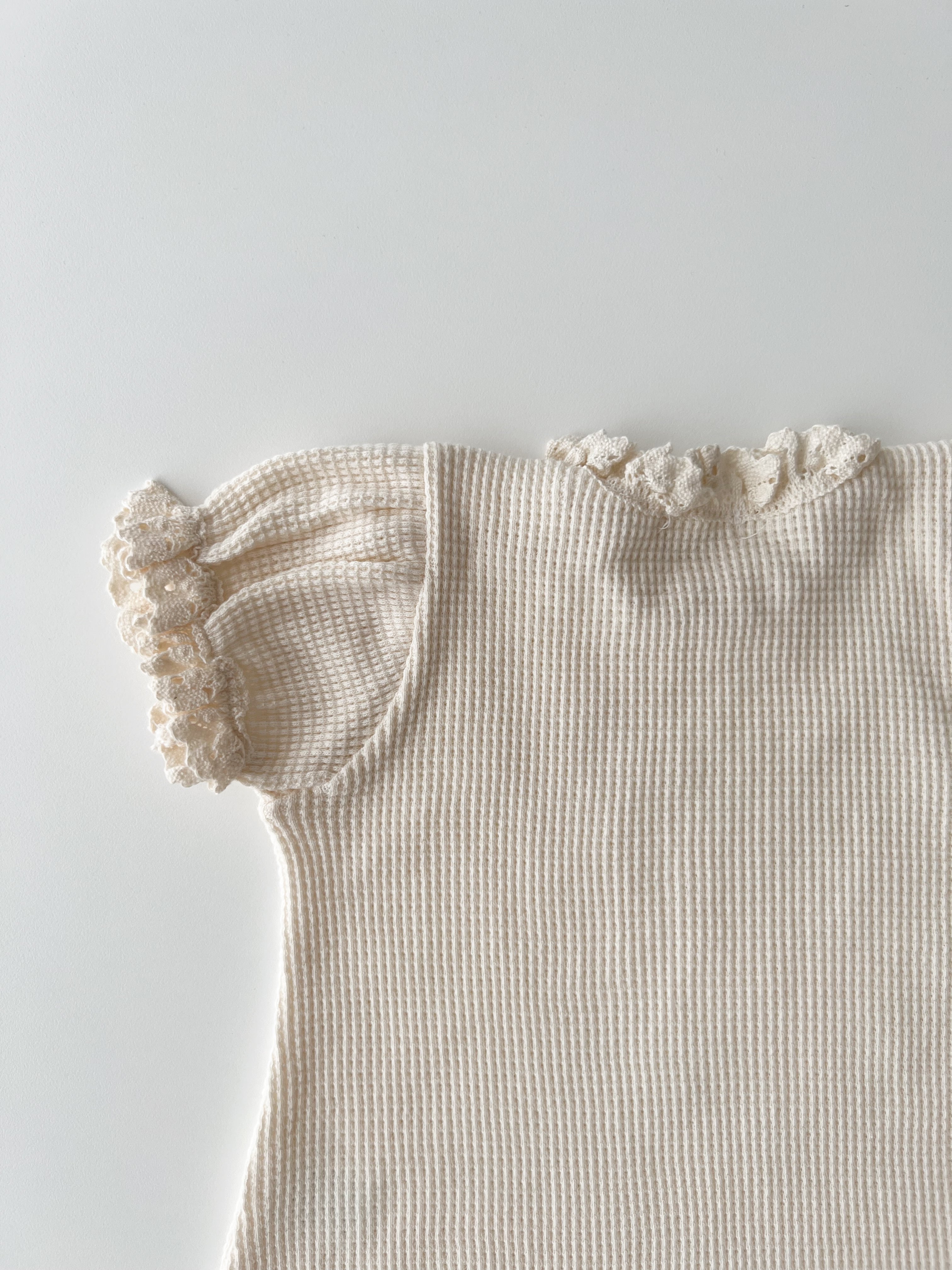 Waffle lace puff rompers