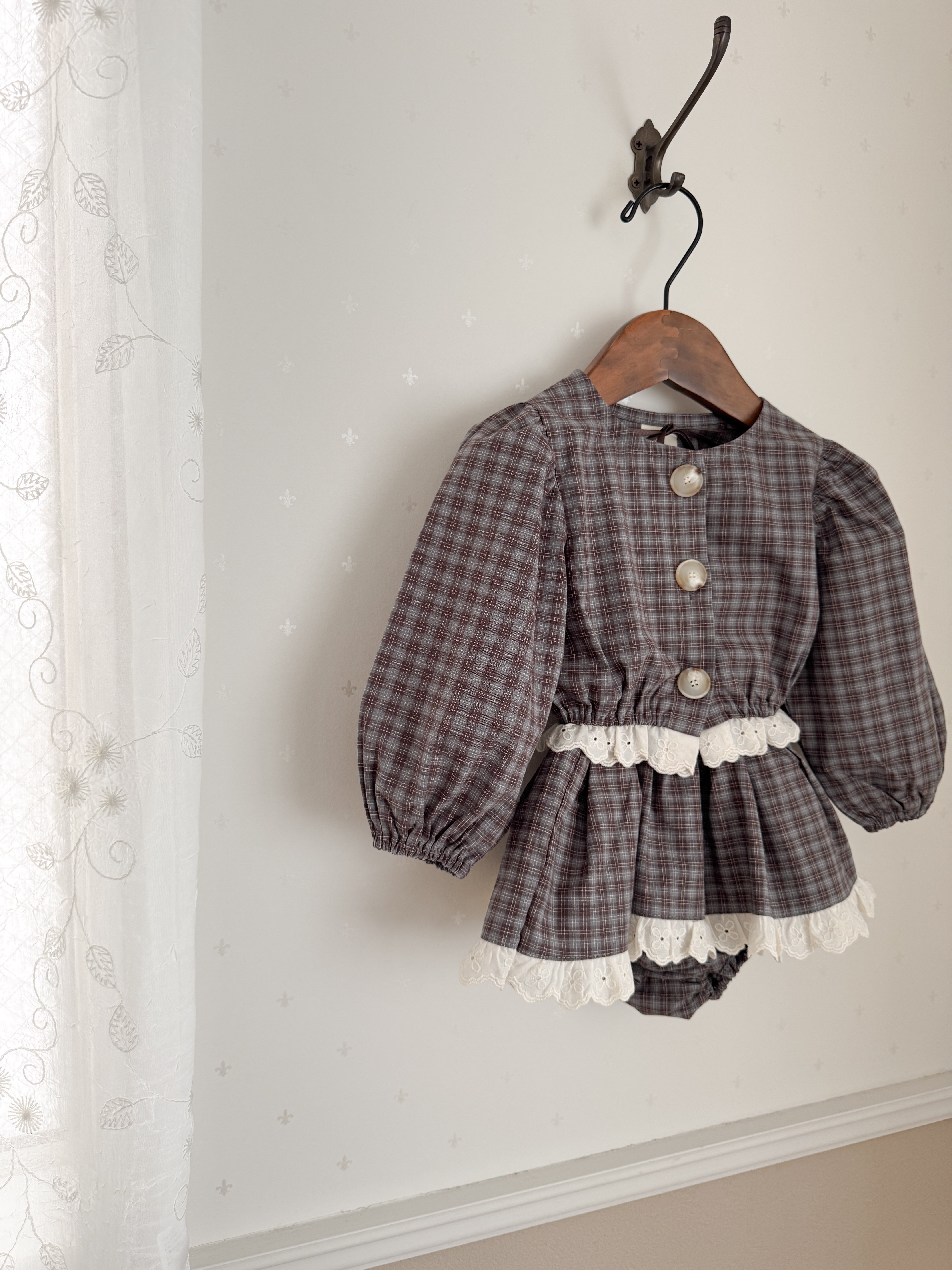 Odd check jacket