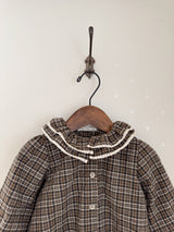 Petit check frill blouse