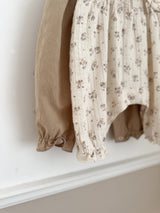 Wing frill suit