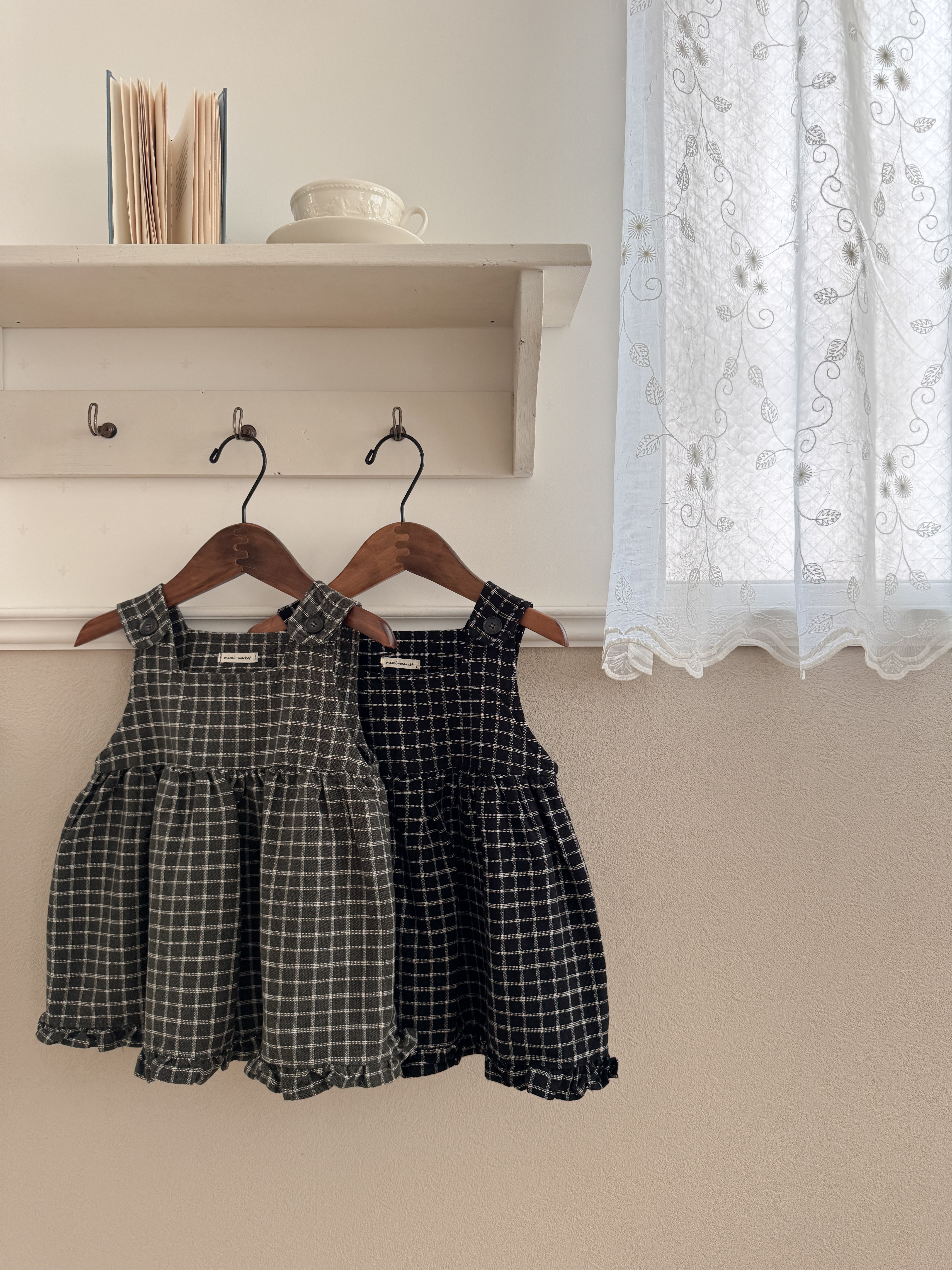 Check frill one-piece