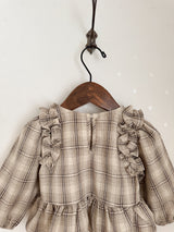 Mono frill blouse