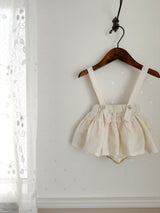 Eyelet suspender skirt