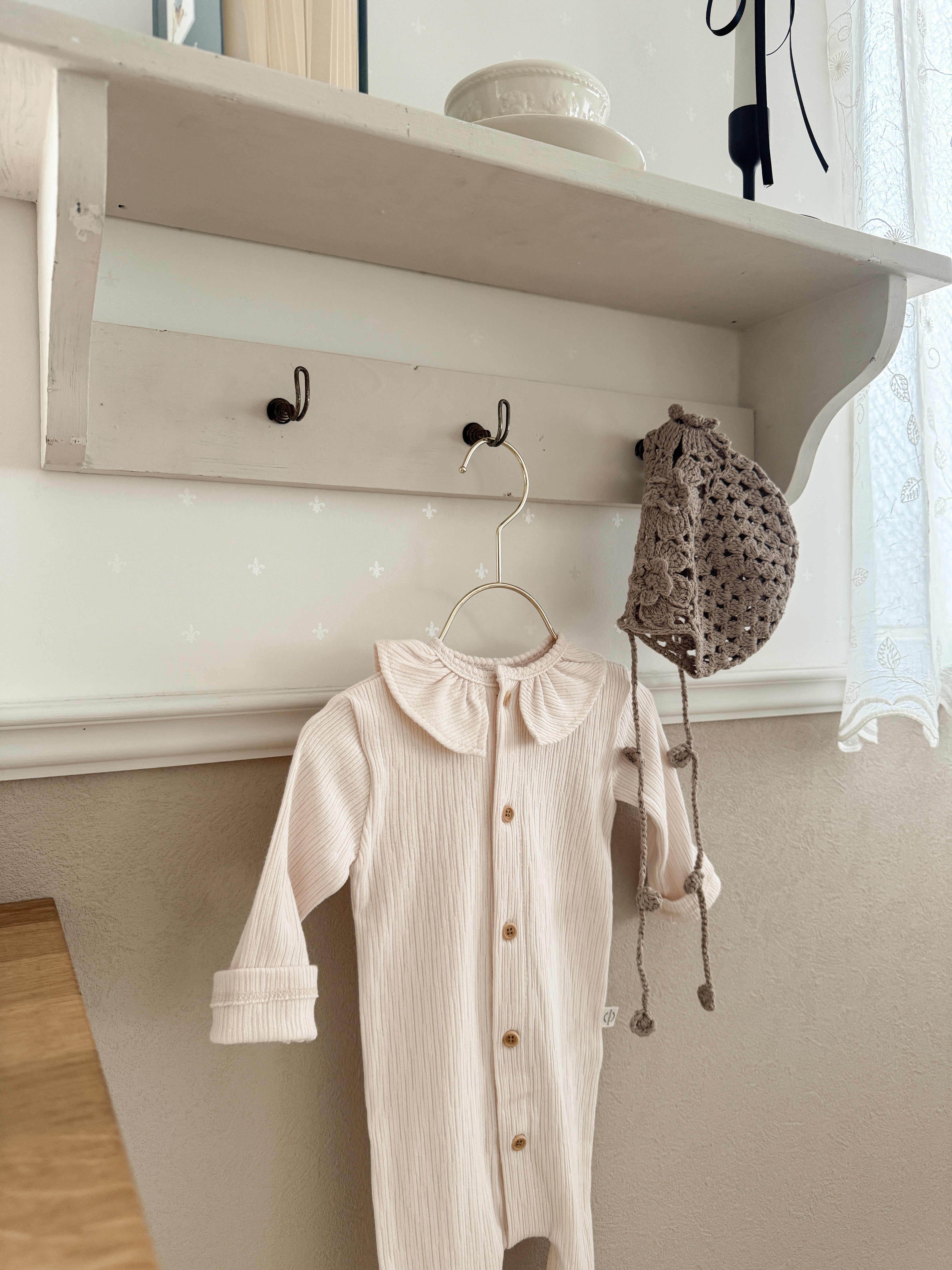Keuri frill newborn suit