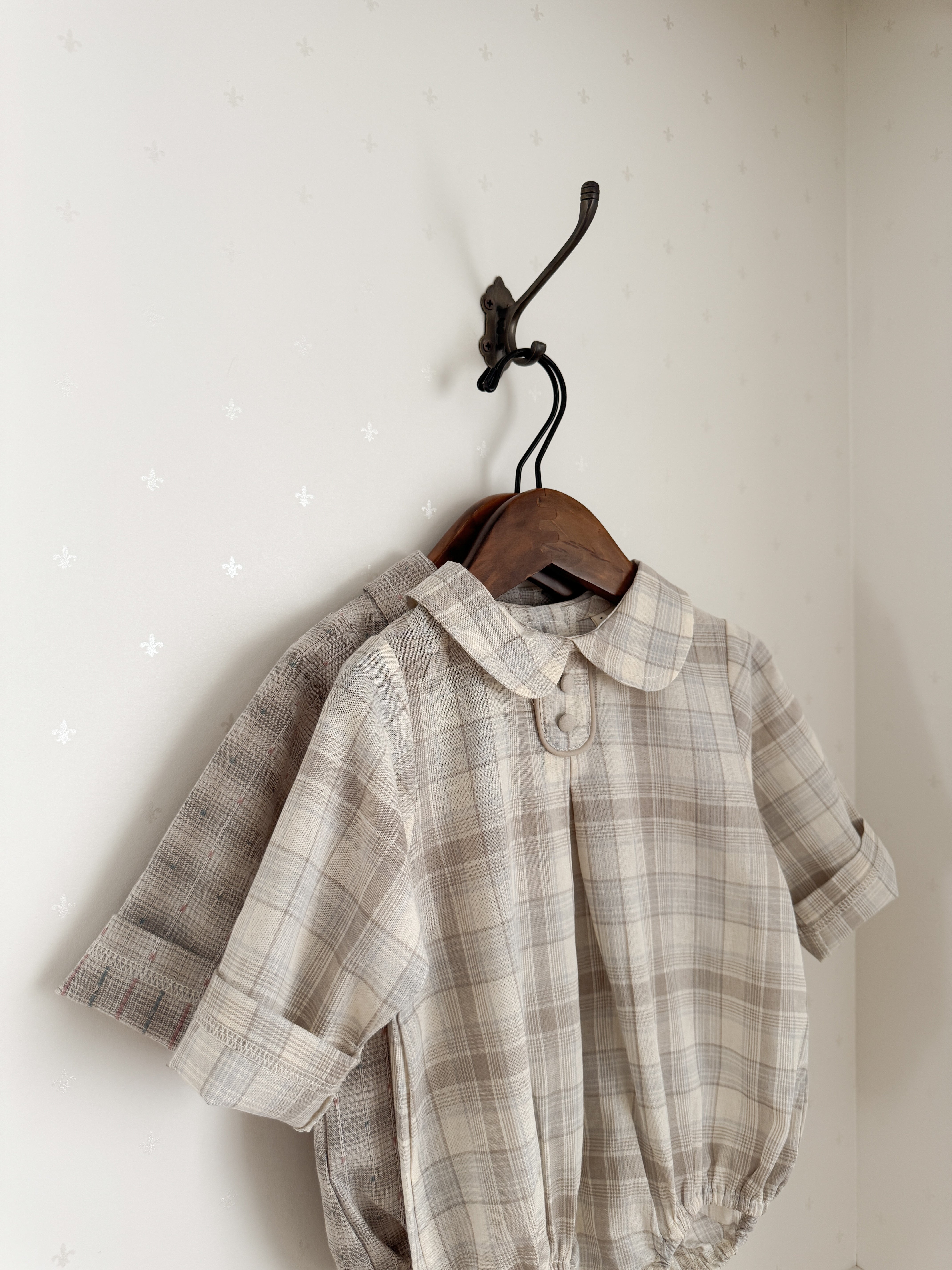 Leandre check rompers